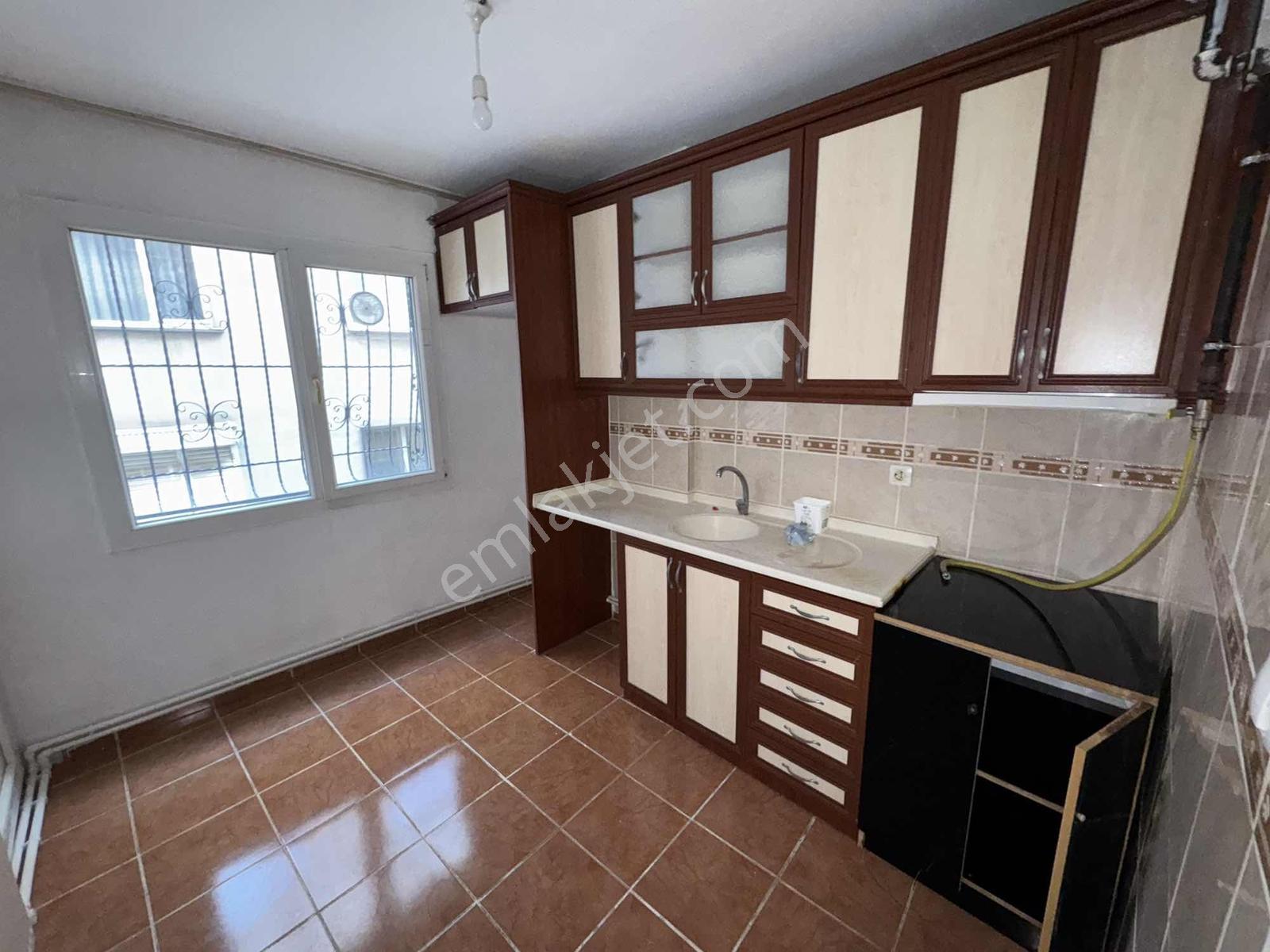Türker Emlak3+1 120m2 Merkez Cami Yakını Çift Wc Doğalgaz - Görsel 26