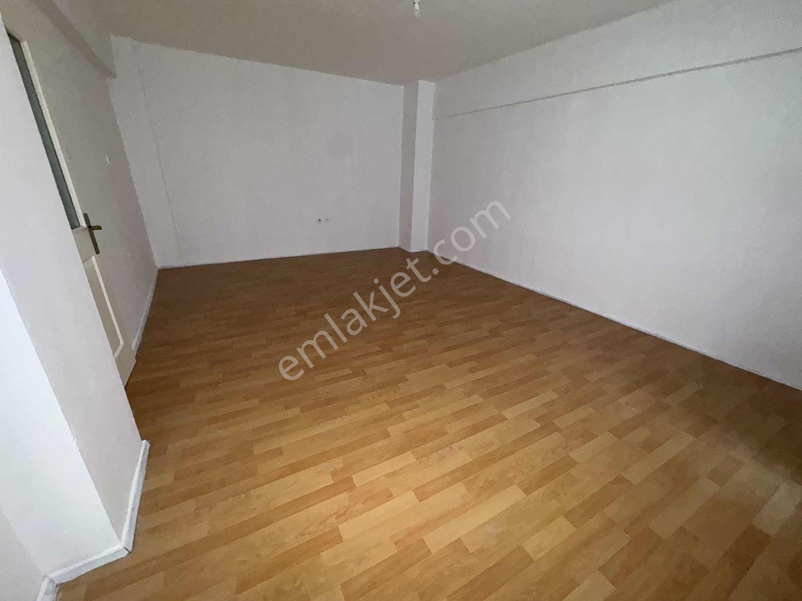 Türker Emlak3+1 120m2 Merkez Cami Yakını Çift Wc Doğalgaz - Görsel 6