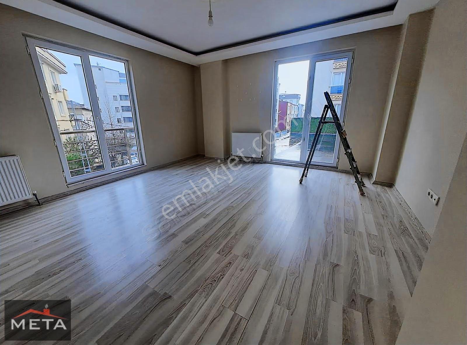 Yusuf'tan Esenler Mh.merkezi Konumda Satılık 3+1 Teraslı Daire
