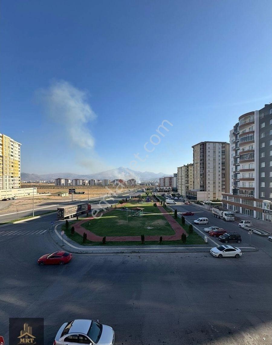 Mrt Gayrımenkulden Erkilet Osmangazi Mah. Satılık 3+1 Daire - Görsel 16