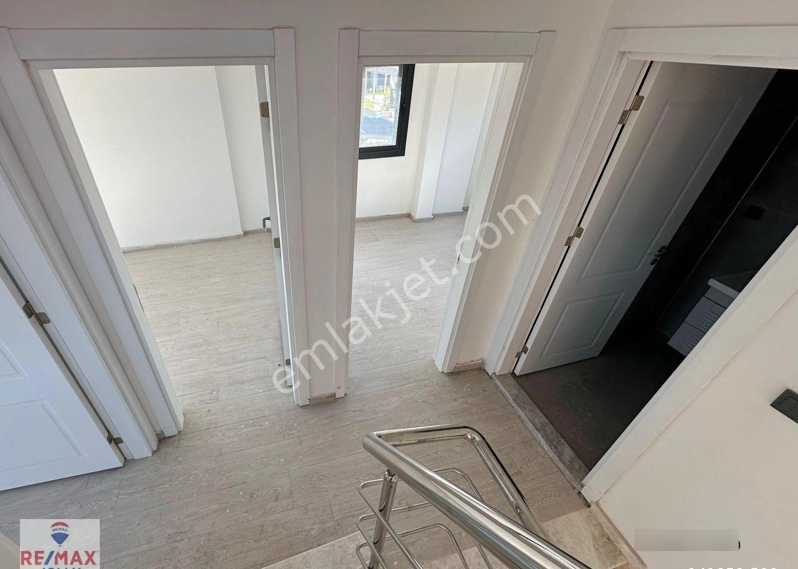 Çandarlı’da Özel Tasarım Lüks Villa - Görsel 17