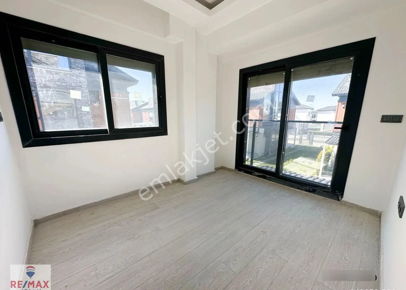Çandarlı’da Özel Tasarım Lüks Villa - Görsel 4