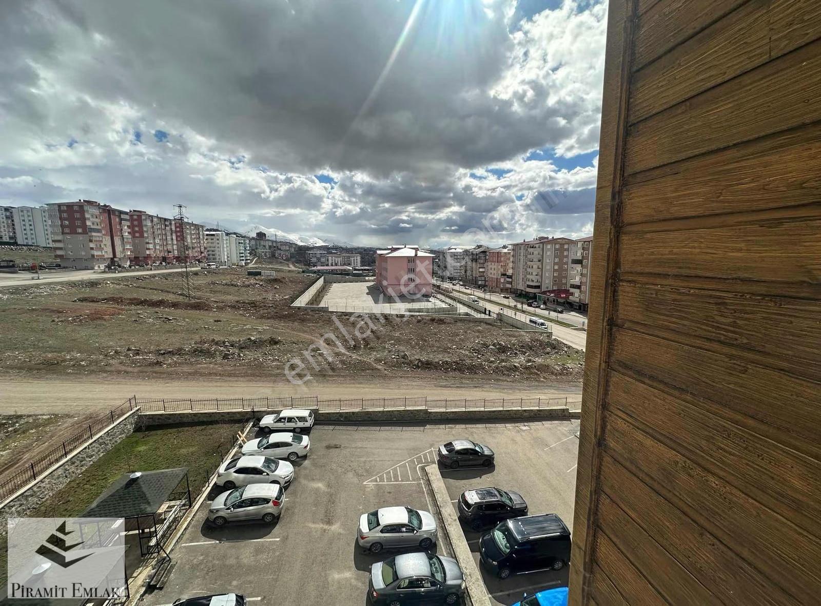 Piramit Gm'den Hilalkent'te Satılık 3+1 Daire - Görsel 2