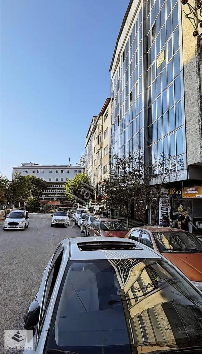 Piramit Gm'den Şehir Merkezin 2+0 (kiracılı) Satılık Fırsat Ofis - Görsel 11