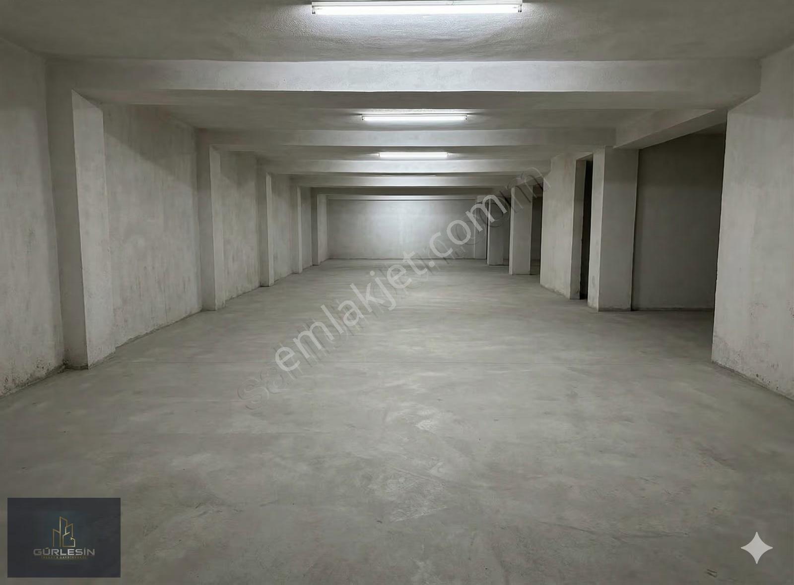 Ticari Hareketliliğinin Merkezinde Kiralık Komple İşyeri Binası