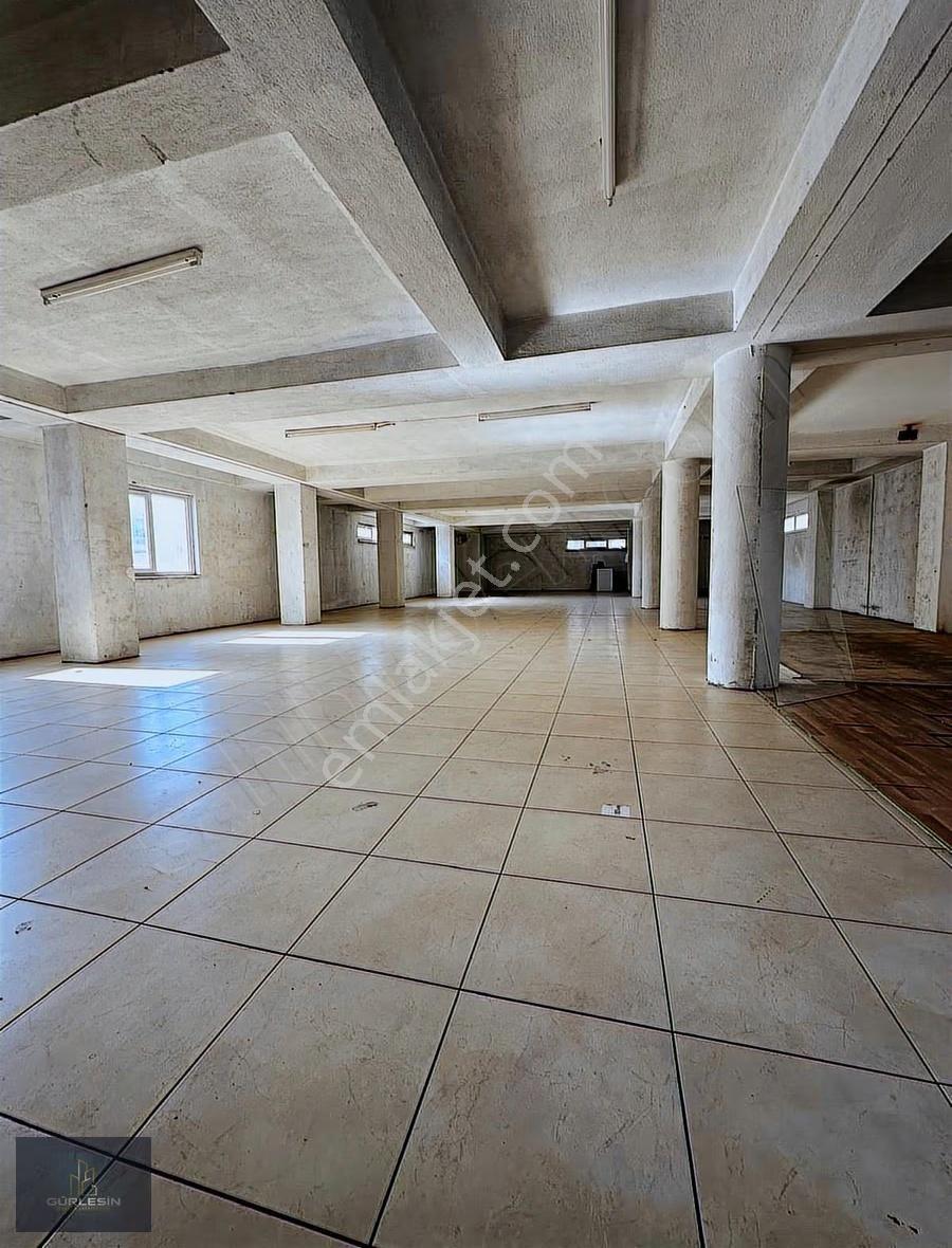 Ticari Hareketliliğinin Merkezinde Kiralık Komple İşyeri Binası - Görsel 2