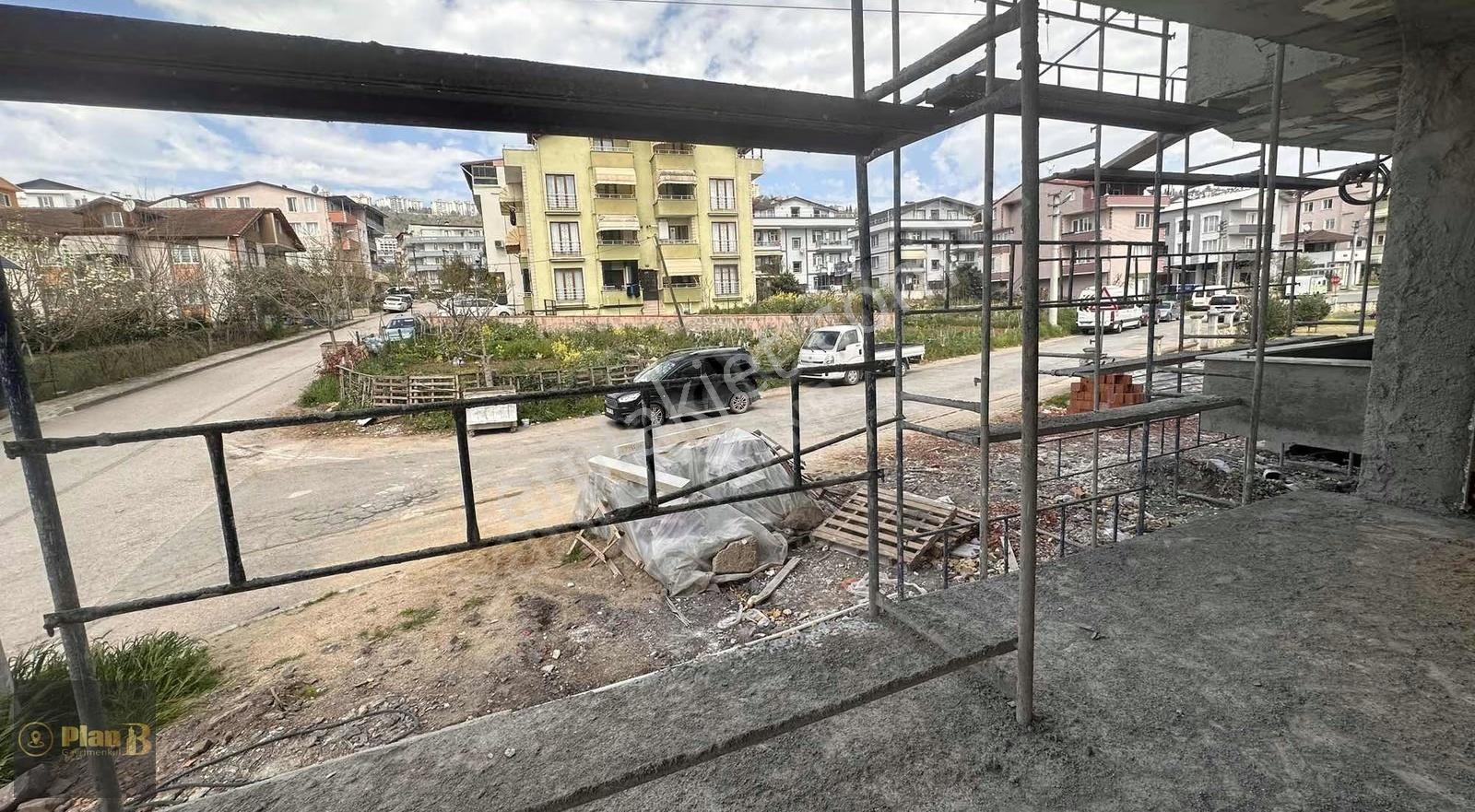 Boğazova Yakın Mesafede Geniş Ve Prestijli Satılık Dükkan - Görsel 32