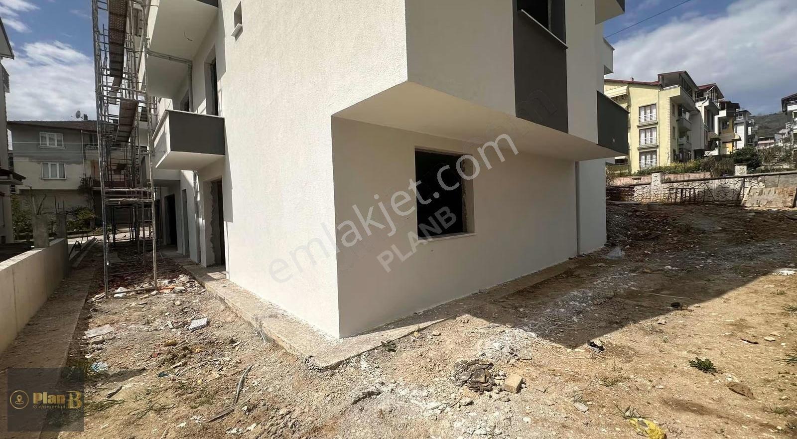 Boğazova Yakın Mesafede Geniş Ve Prestijli Satılık Dükkan - Görsel 26