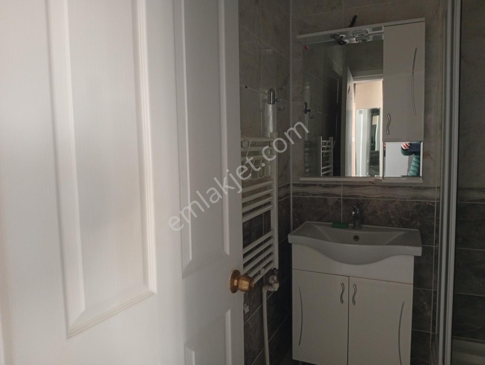 Sarıcapaşa Mah. De Bulgar Konsolosluğu Arkası Kiralık Eşyalı 1+1 - Görsel 12