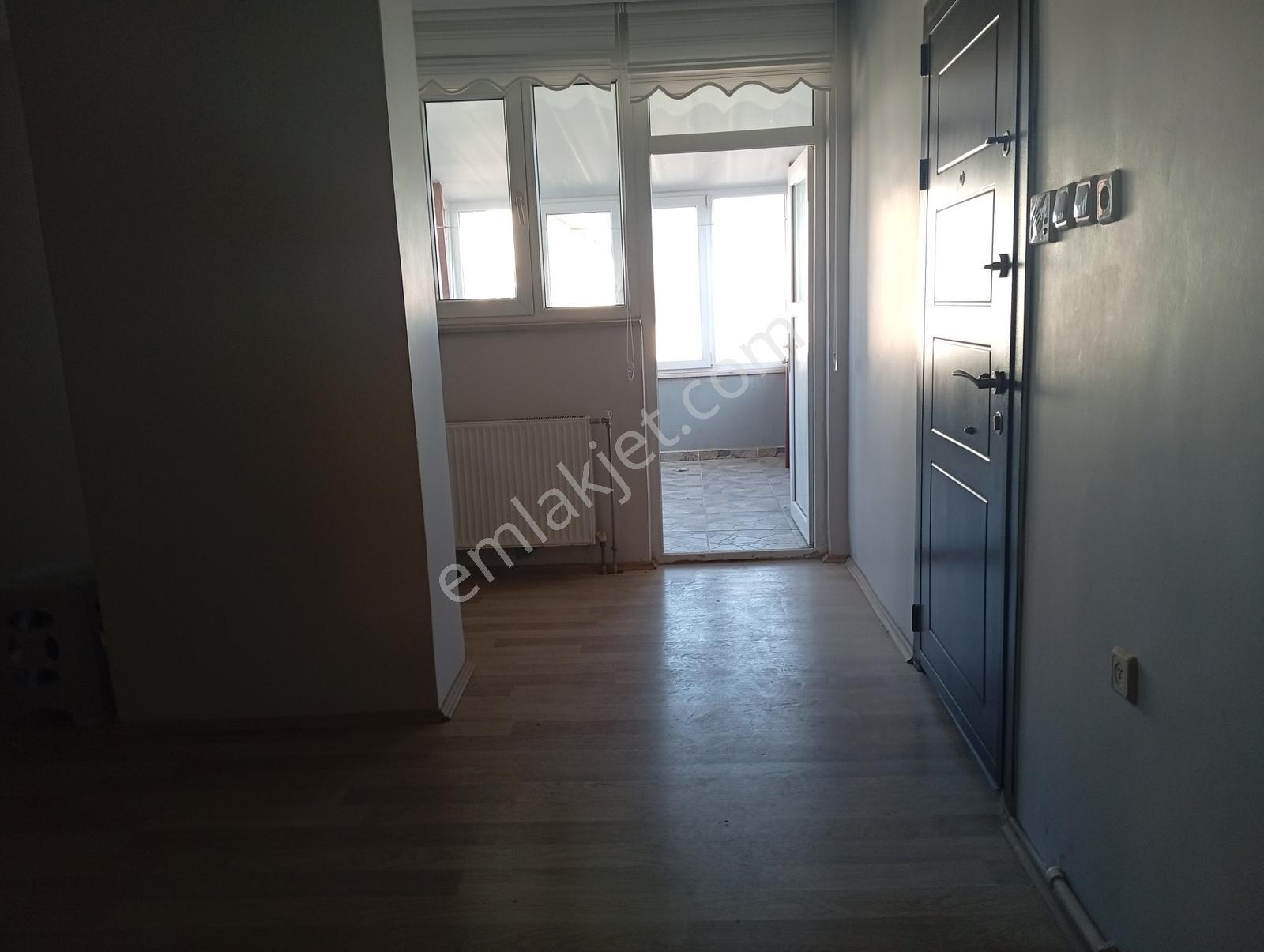 Sarıcapaşa Mah. De Bulgar Konsolosluğu Arkası Kiralık Eşyalı 1+1 - Görsel 10