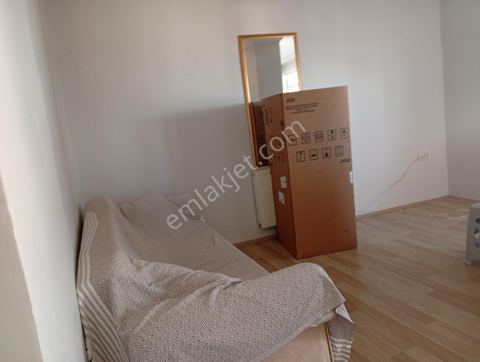 Sarıcapaşa Mah. De Bulgar Konsolosluğu Arkası Kiralık Eşyalı 1+1 - Görsel 32