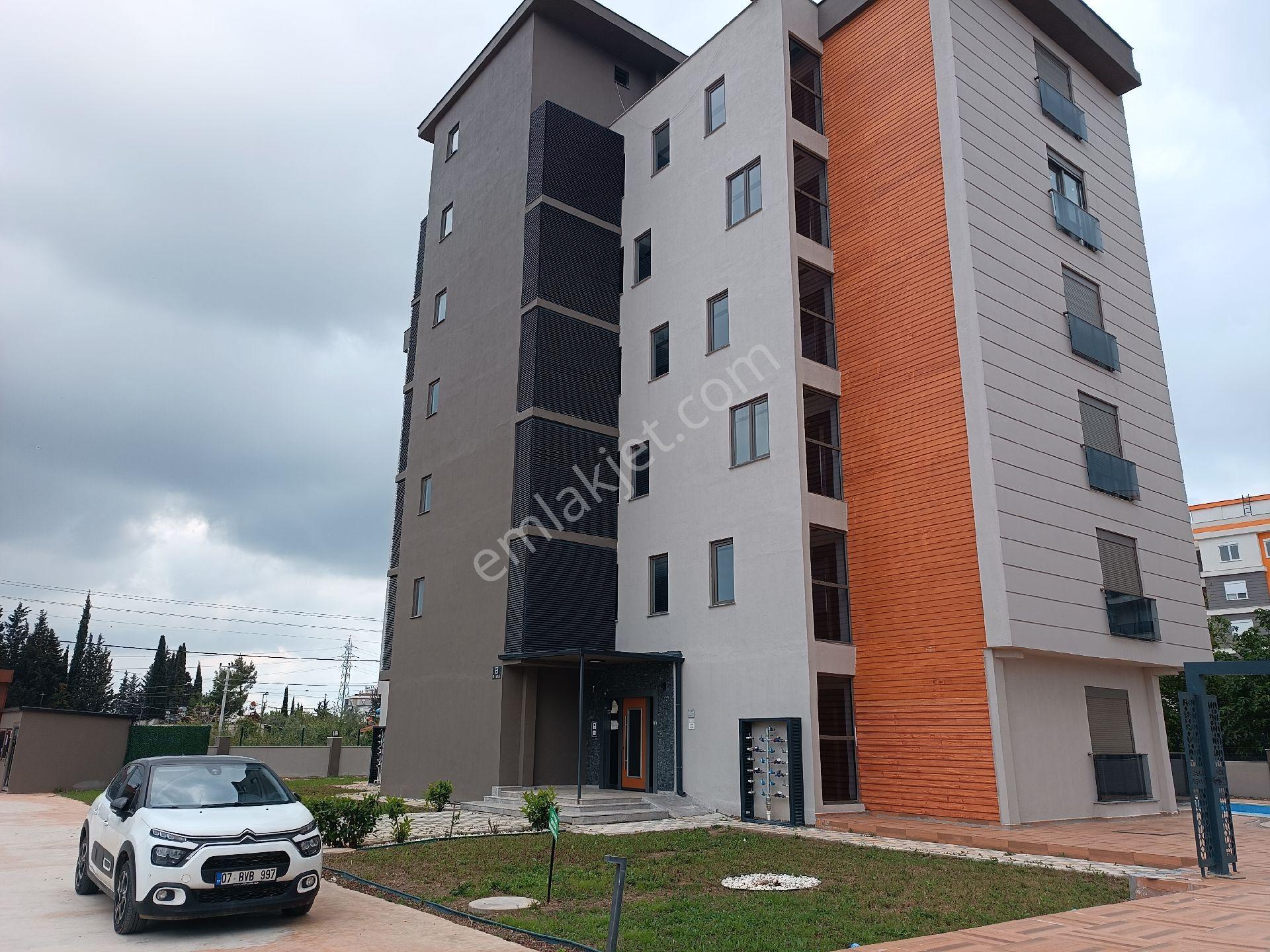 👉 Baraj’da Havuzlu Sitede Yerden Isıtmalı 1+1 Daire - Görsel 26