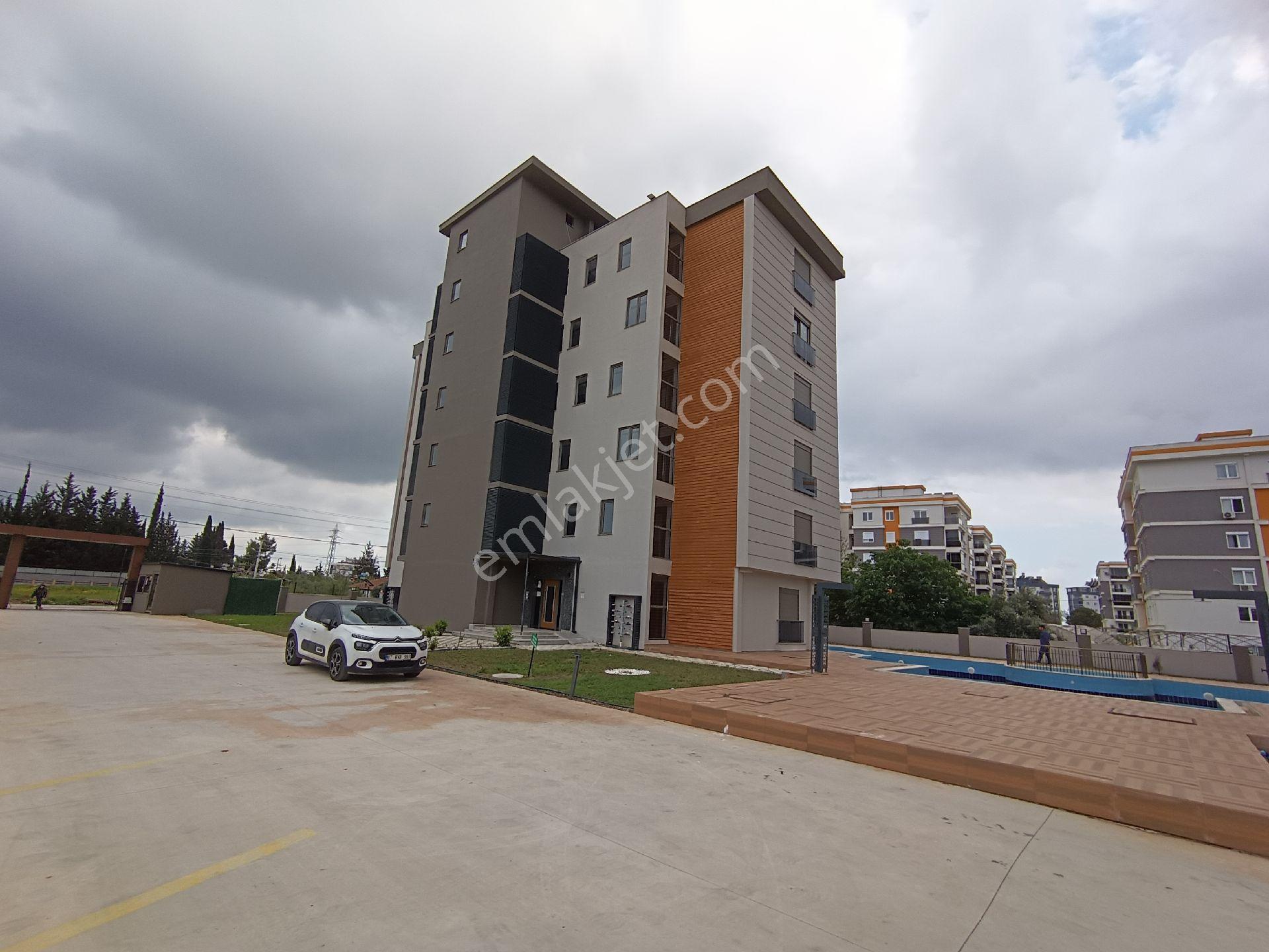 👉 Baraj’da Havuzlu Sitede Yerden Isıtmalı 1+1 Daire - Görsel 28