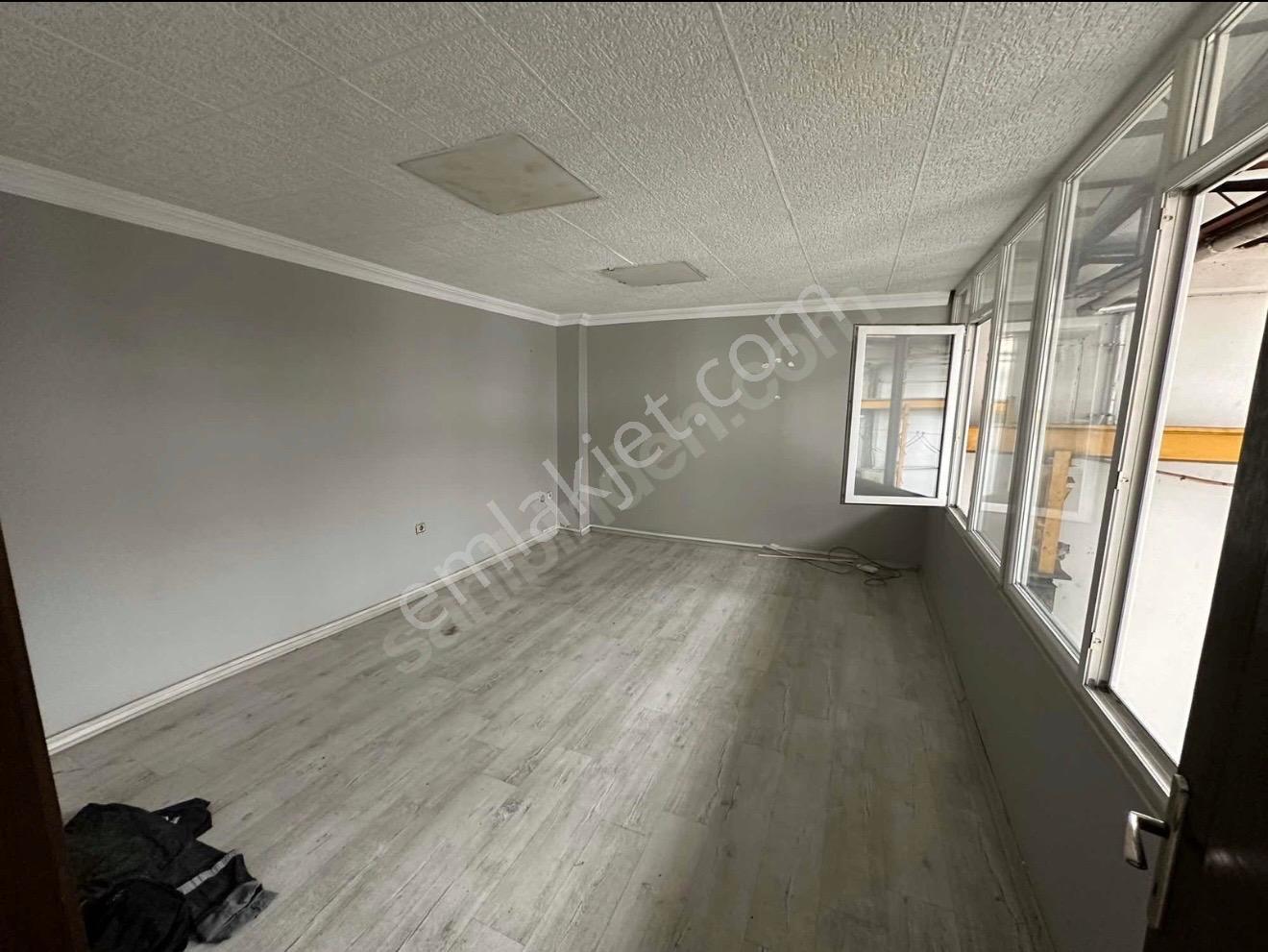 Ostimde Her İşe Uygun Vinçli Kiralık Dükkan - Görsel 12