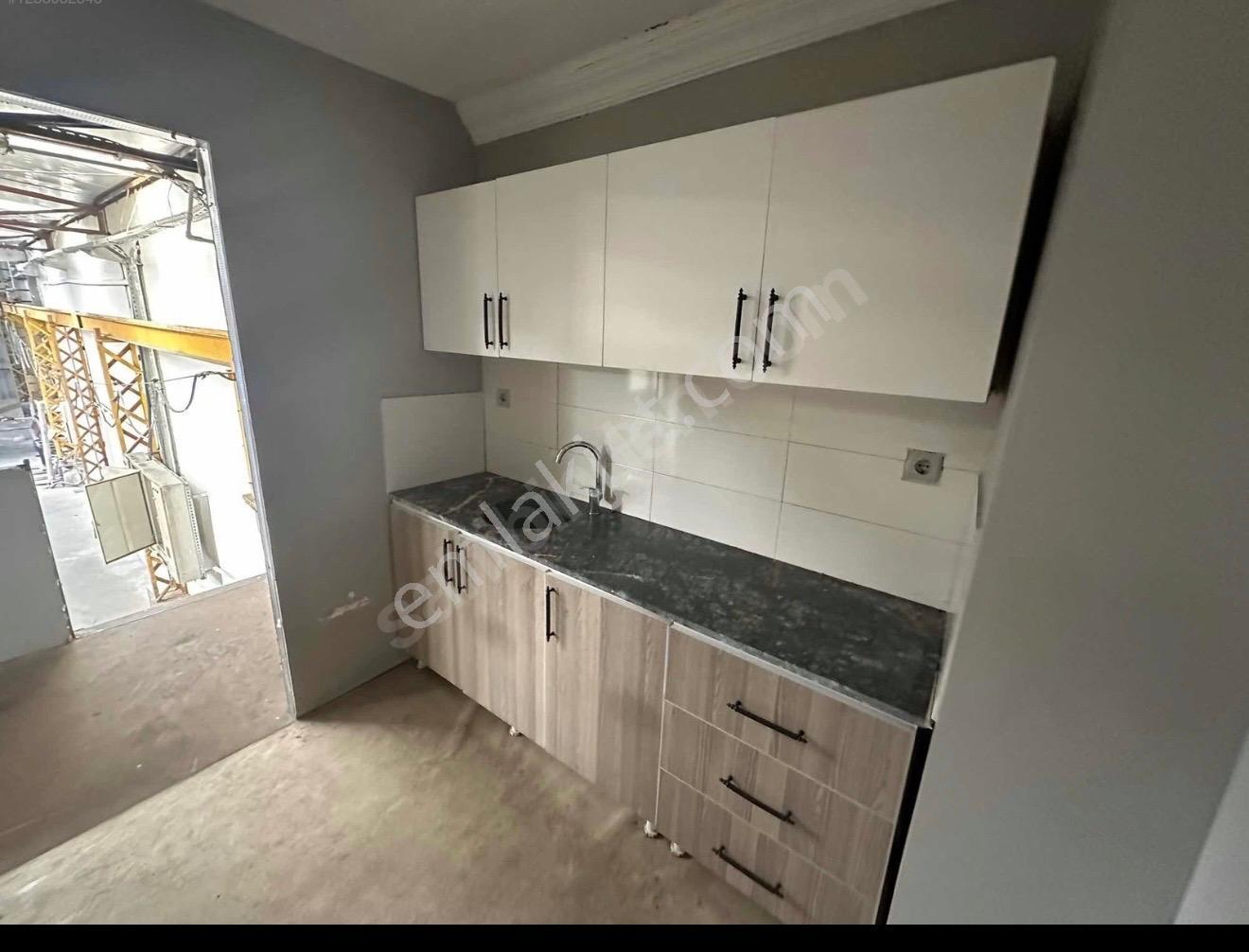 Ostimde Her İşe Uygun Vinçli Kiralık Dükkan - Görsel 6
