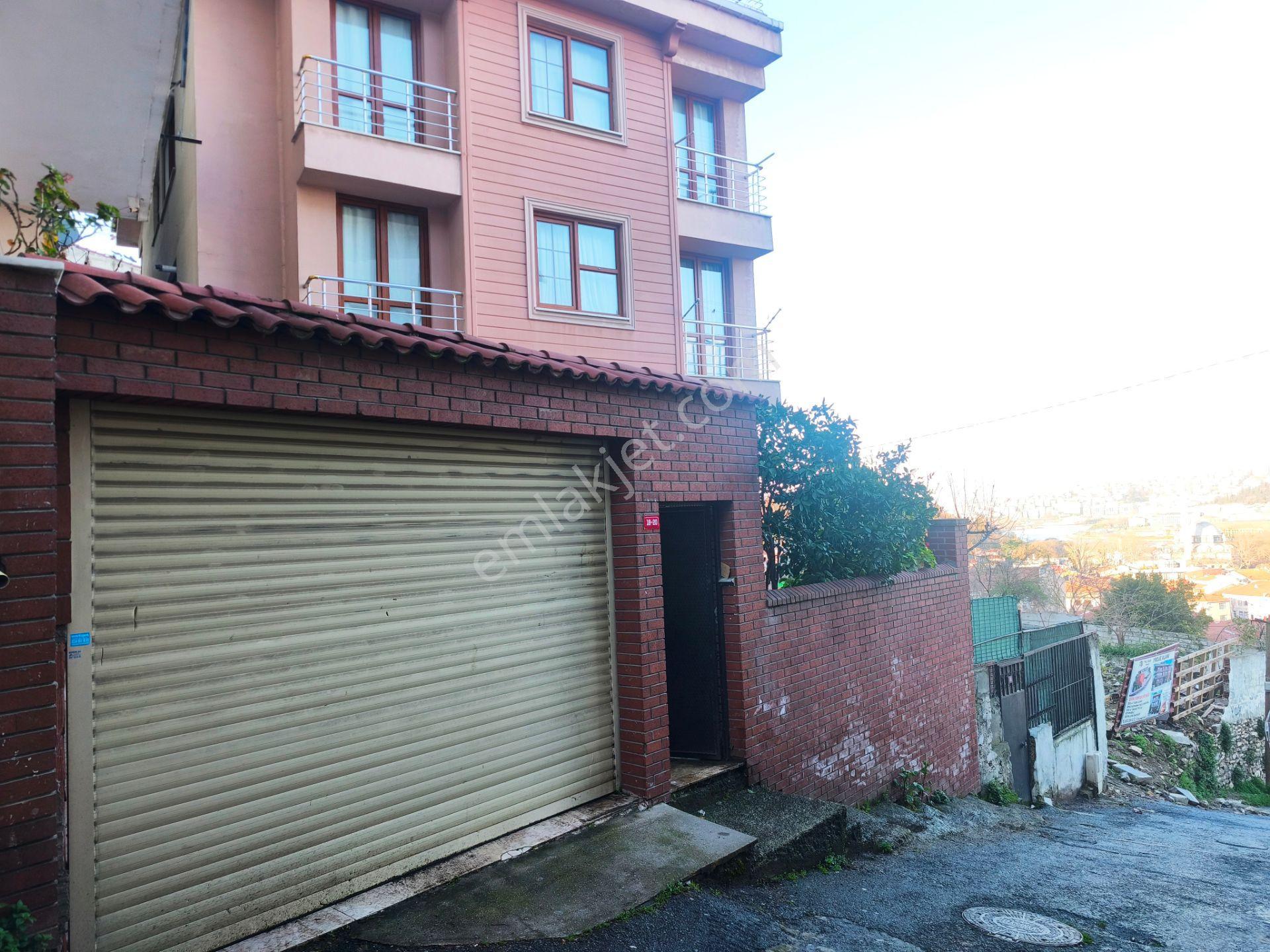 Eyüp Düğmecilerde, 5 Katlı , İskanlı , Manzaralı , Otoparklı , Bahçeli , Komple Satılık Bina - Görsel 6