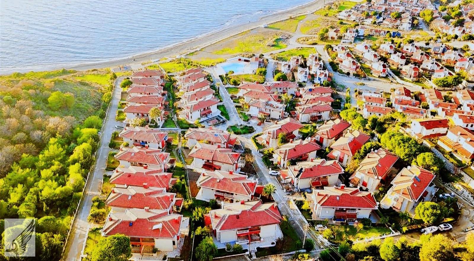 Denize Sıfır Esenyalı Tatil Sitesi Yüzme Havuzlu Fırsat Yazlık - Görsel 24
