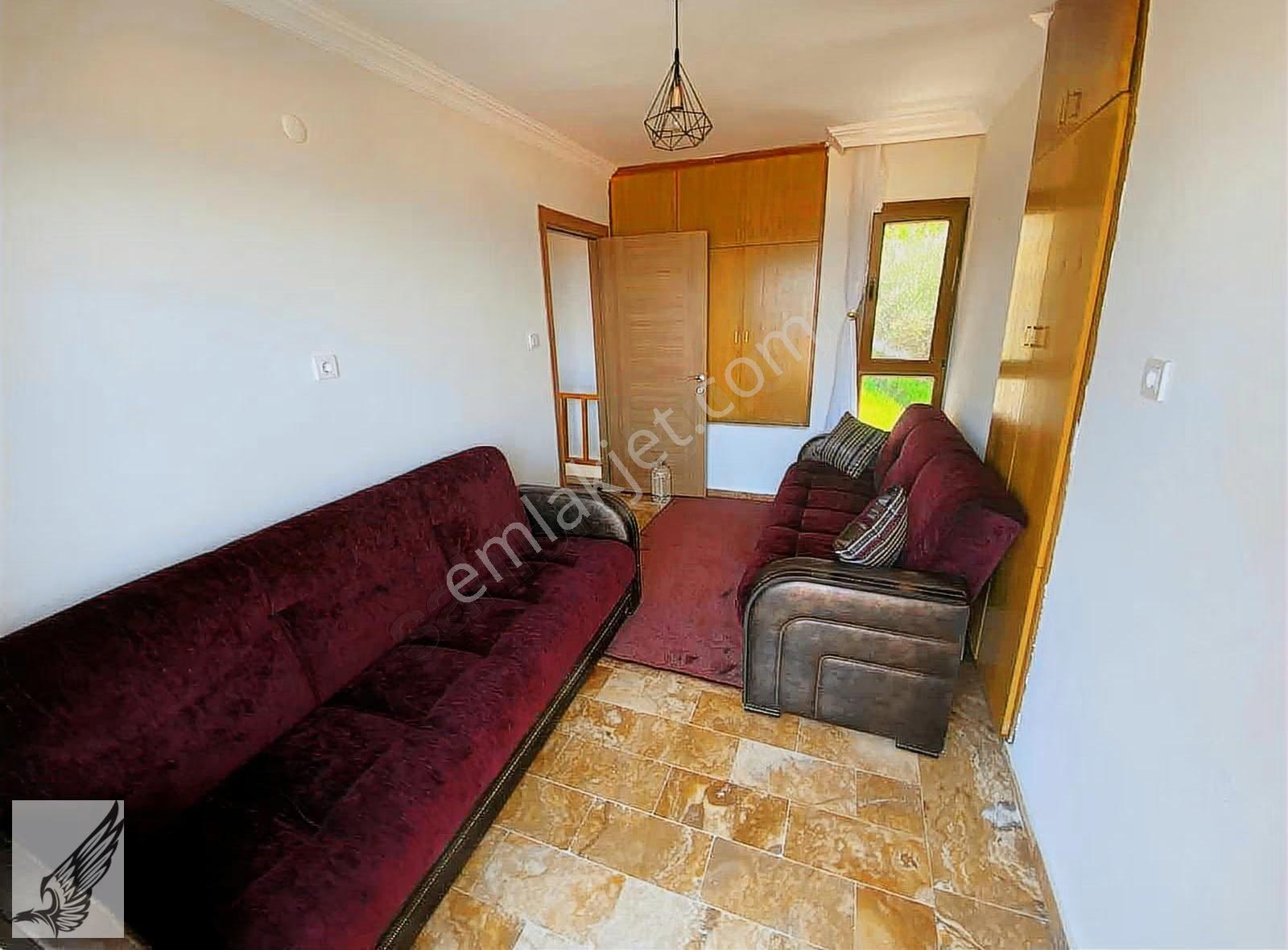 Denize Sıfır Esenyalı Tatil Sitesi Yüzme Havuzlu Fırsat Yazlık - Görsel 2