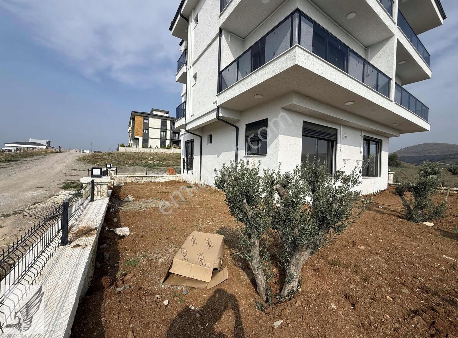 Seferihisar Da Satılık Bahçeli Y.ısıtmalı Park Cepheli 2+1 Daire - Görsel 17
