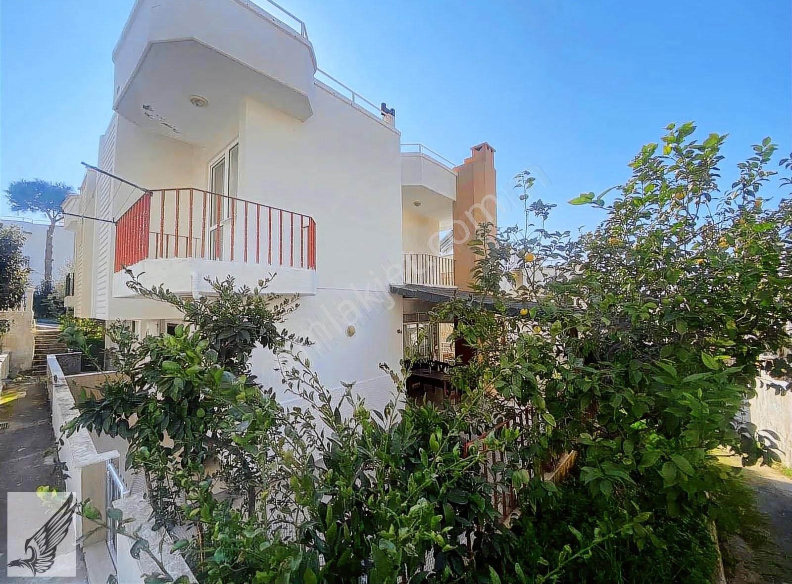 Seferihisar Da 4+1 Özel Plajı Güvenlikli Sitede Satılık Villa - Görsel 18
