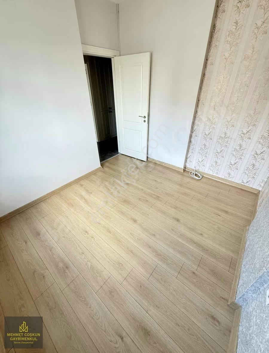 Yurt Mah Masal Park Civarı İskanlı Satılık 2+1 Daire - Görsel 5