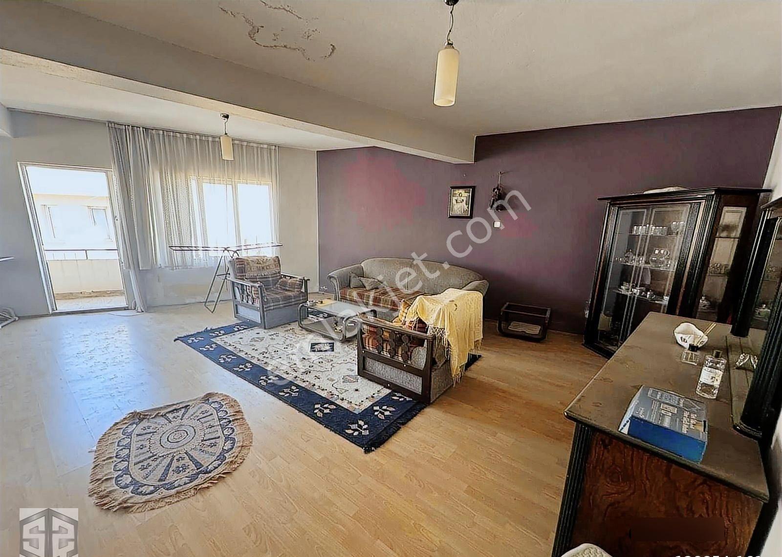 Selçuk Oteller Bölgesinde Pansiyon Ruhsatına Uygun Satılık Bina - Görsel 8