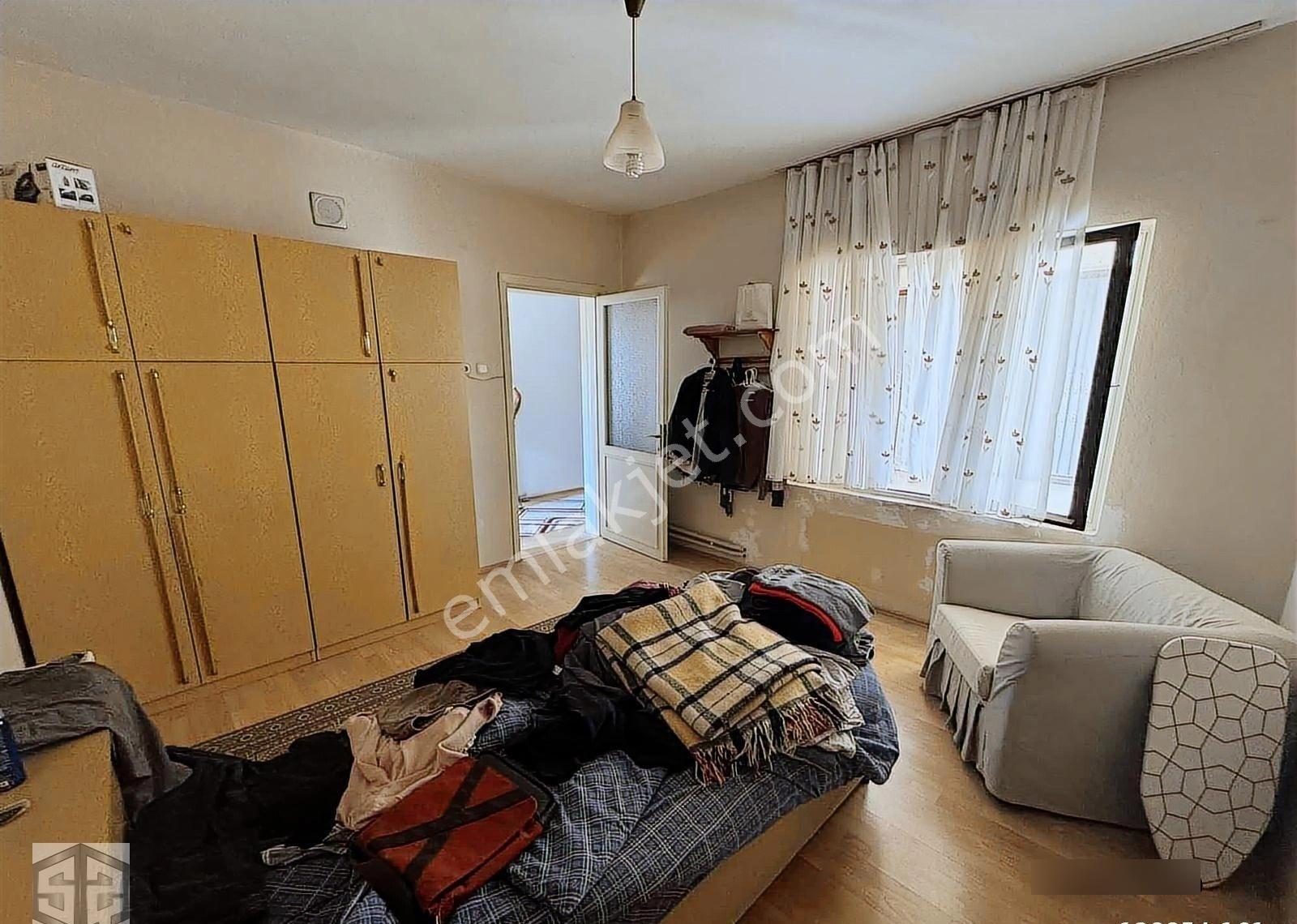 Selçuk Oteller Bölgesinde Pansiyon Ruhsatına Uygun Satılık Bina - Görsel 14