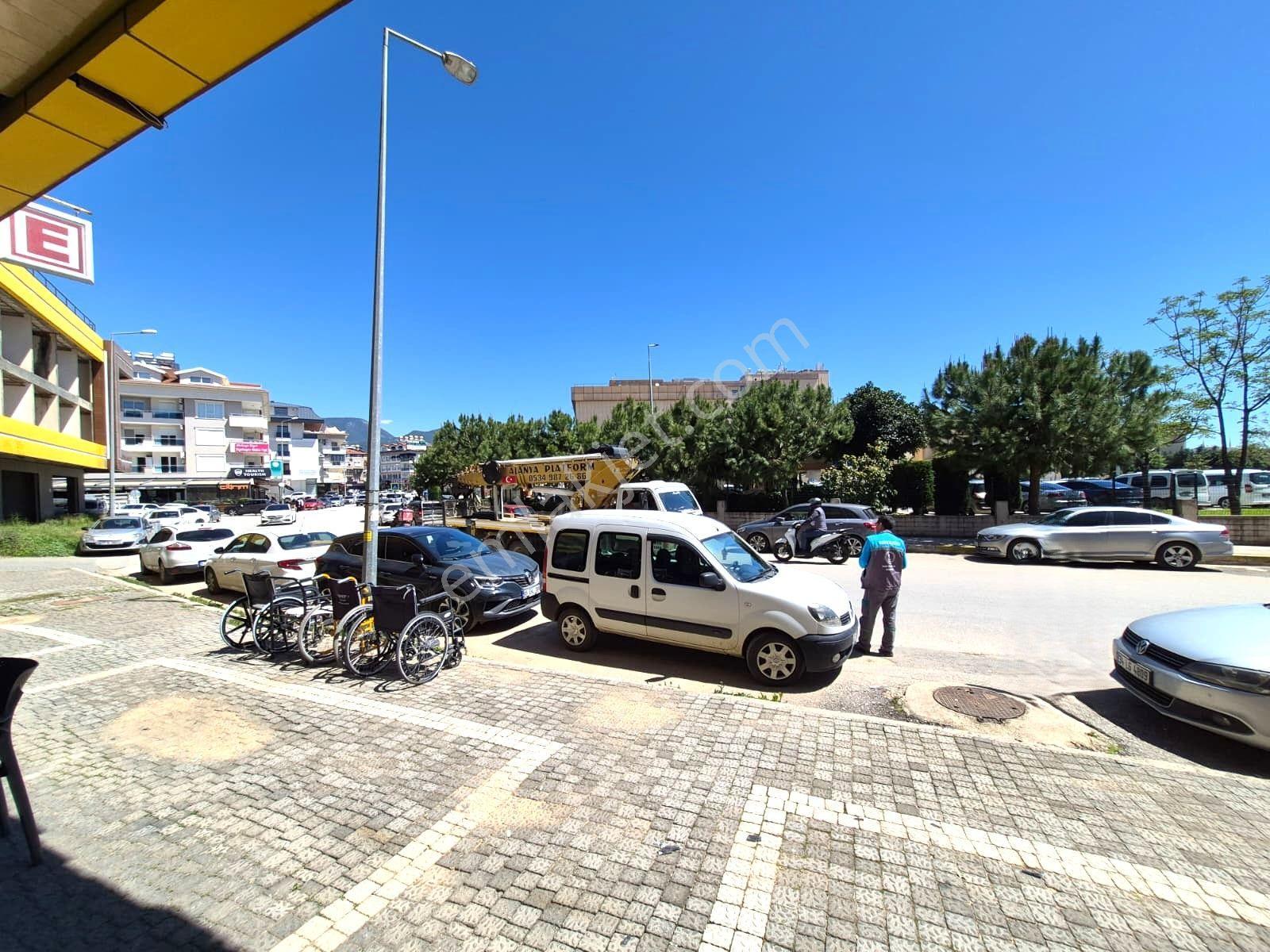 Alanya Devlet Hastanesi Acil Karşısında Satılık Yatırımluk Dükkan - Görsel 11