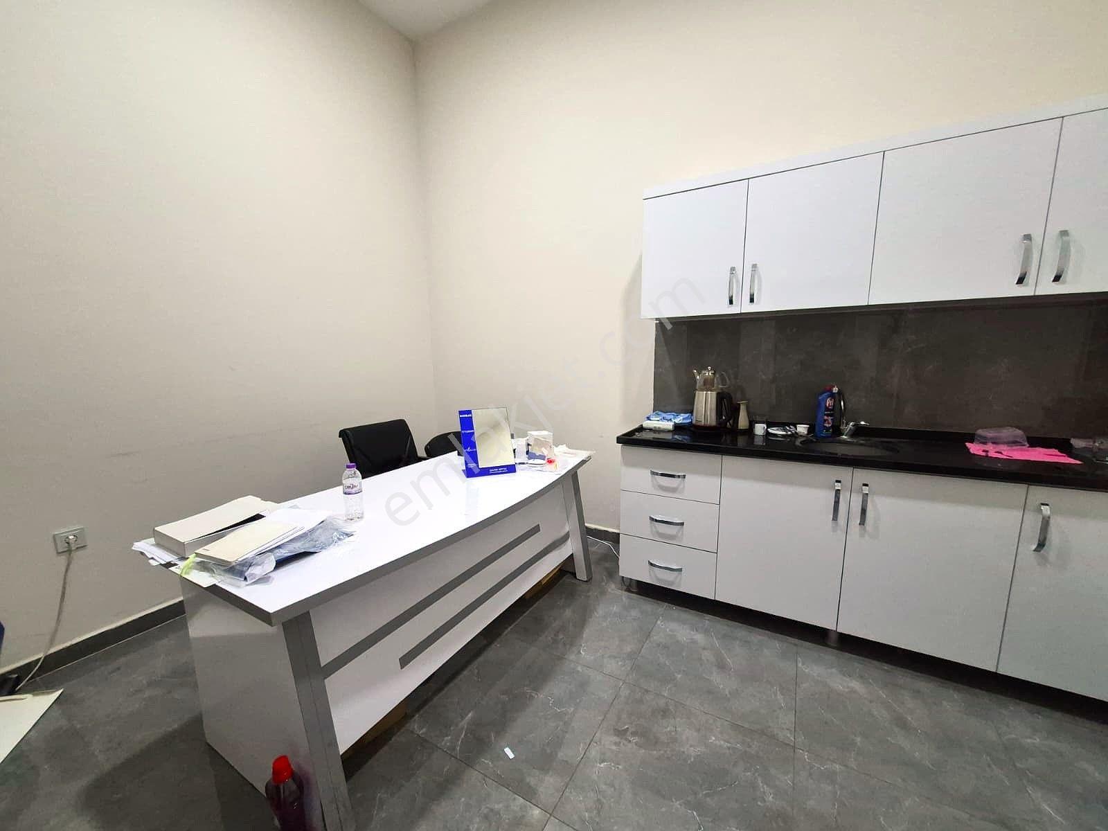 Alanya Devlet Hastanesi Acil Karşısında Satılık Yatırımluk Dükkan - Görsel 4
