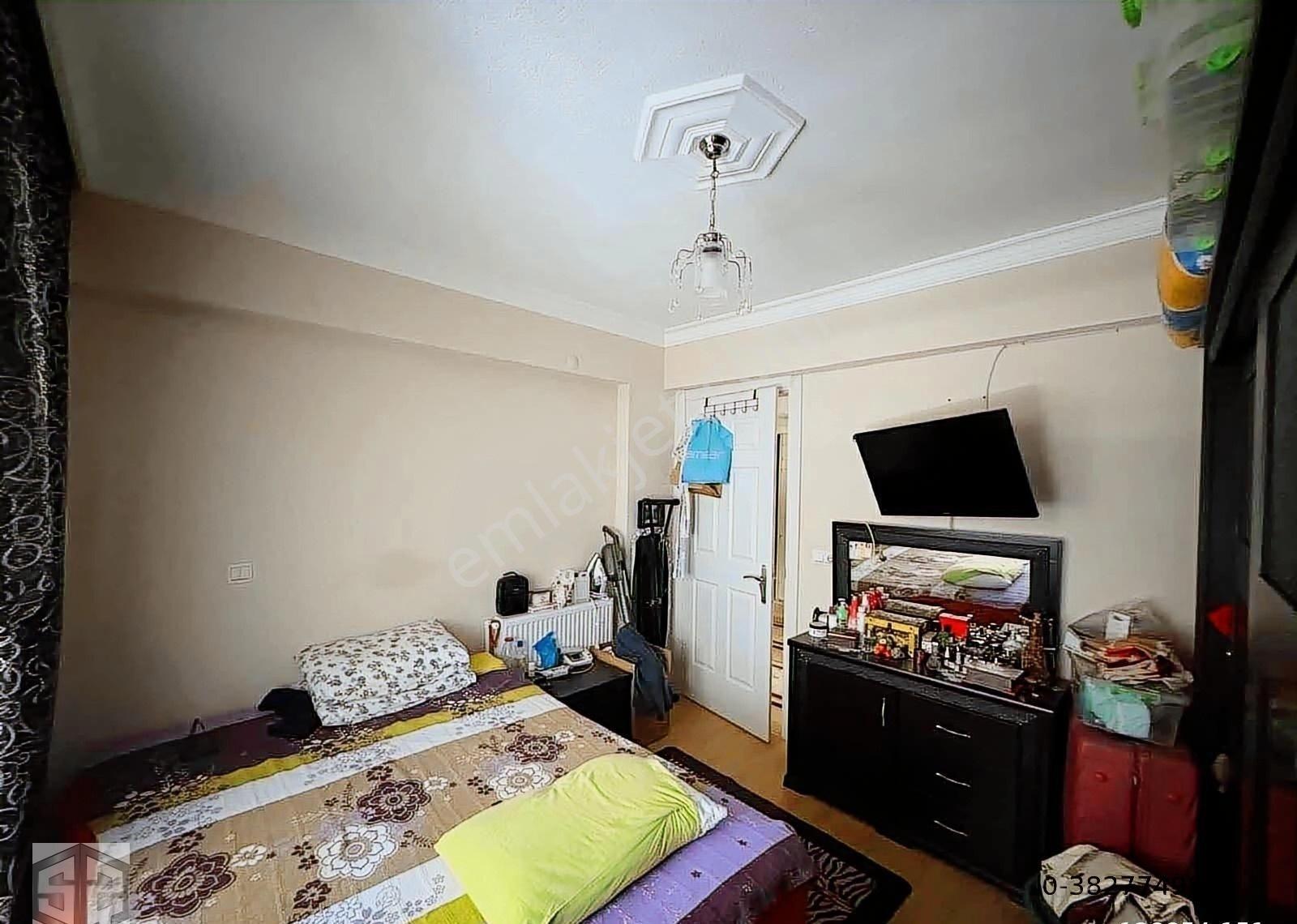 İzmir Selçuk Cumhuriyet Mah. Doğalgazlı, 3+1 Bakımlı Daire - Görsel 12