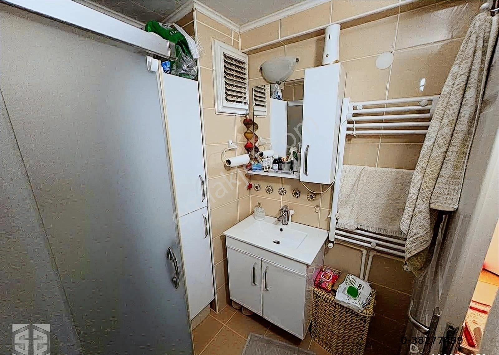 İzmir Selçuk Cumhuriyet Mah. Doğalgazlı, 3+1 Bakımlı Daire - Görsel 18
