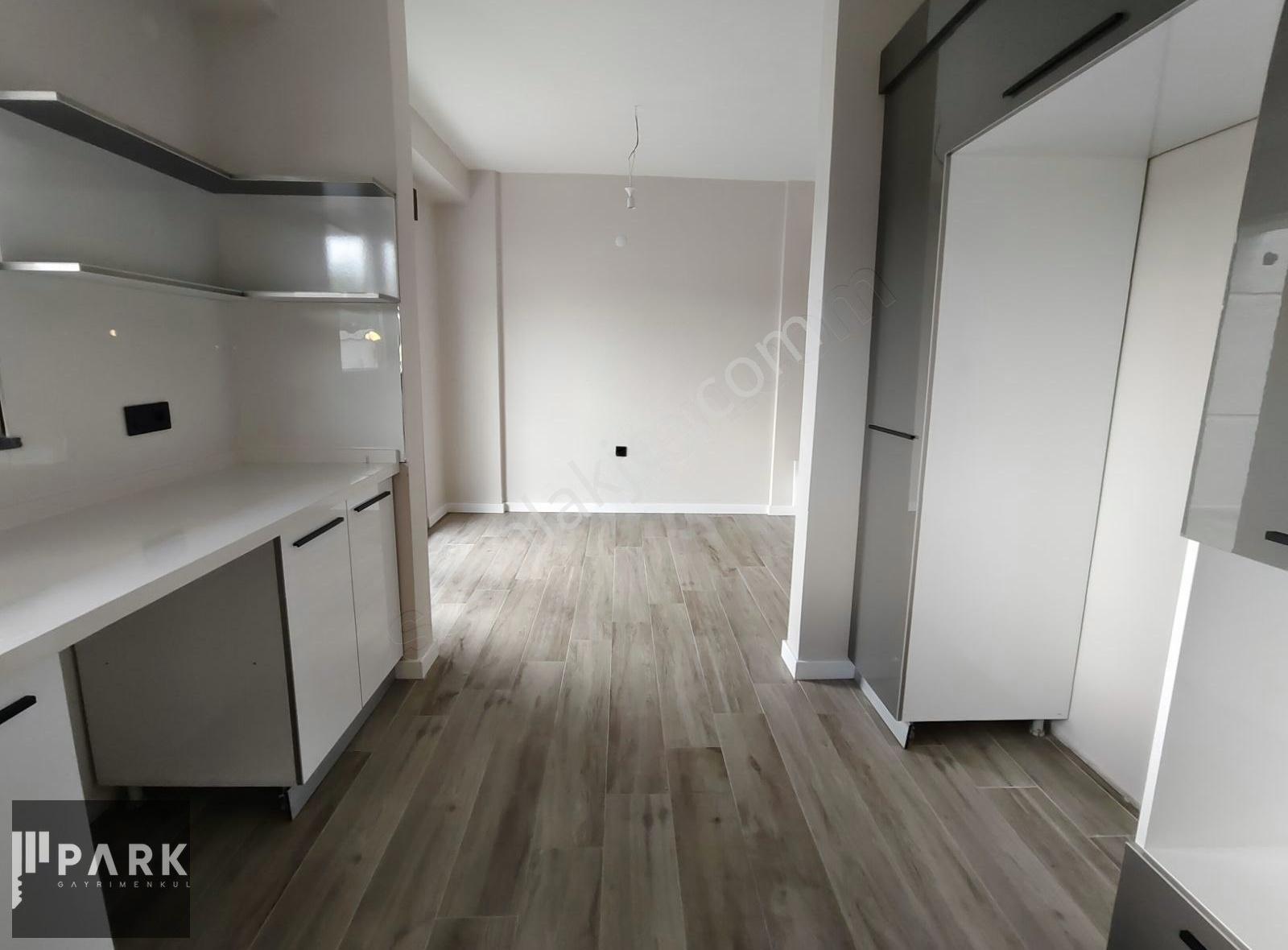 Park Gayrimenkulden Site İçerisi Satılık (150 M2 Bahçeli) Villa - Görsel 11