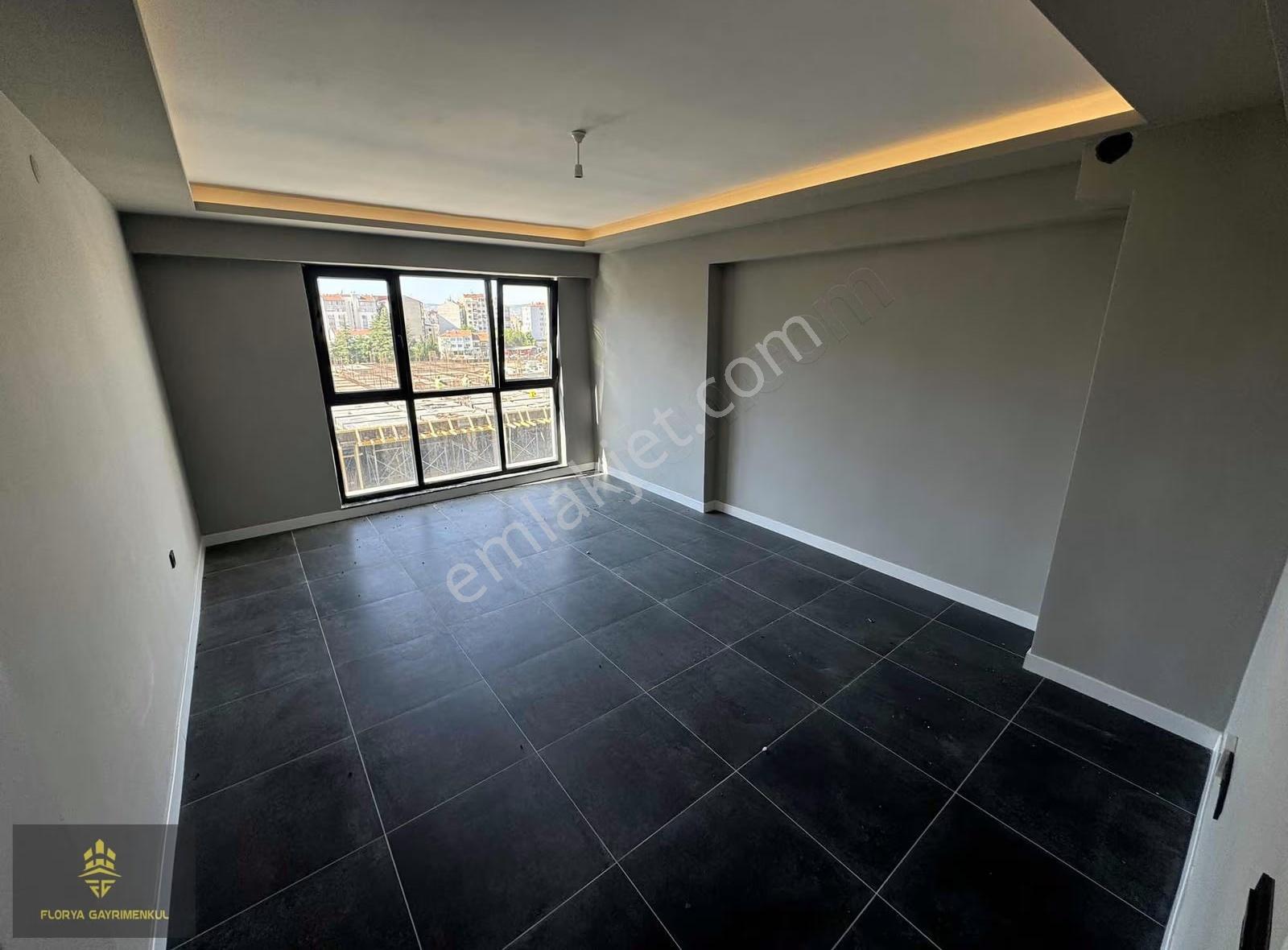Şehrin En İşlek Konumu Yunus Emre Cd Üzeri Kiralık Lüx 4+1 Ofis - Görsel 5