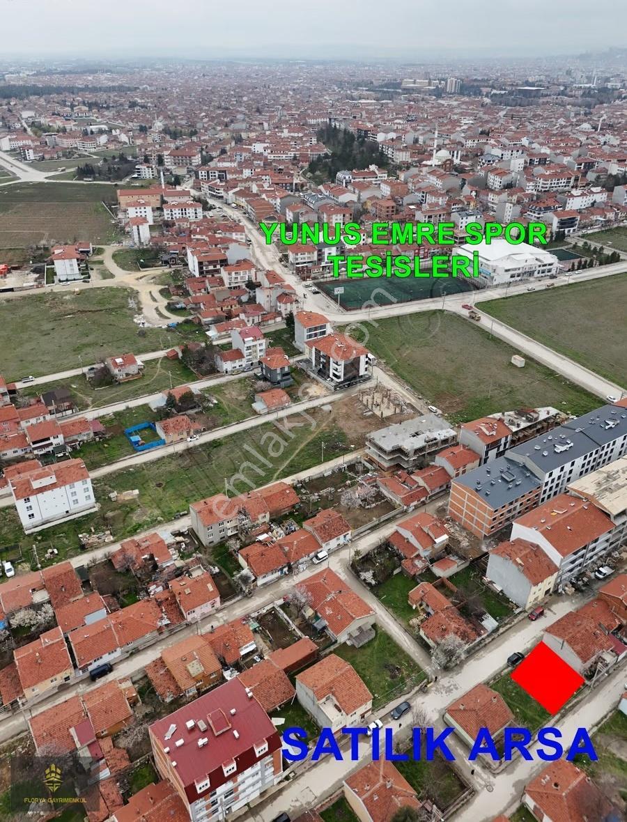 Florya Gayrimenkul'den Şirintepede Satılık 121 M² Arsa