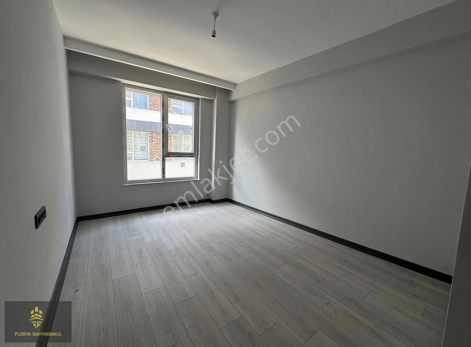Şehir Merkezi Derman Cd Zeminden Isıtma Ebevyn Banyolu Sıfır 3+1 - Görsel 10
