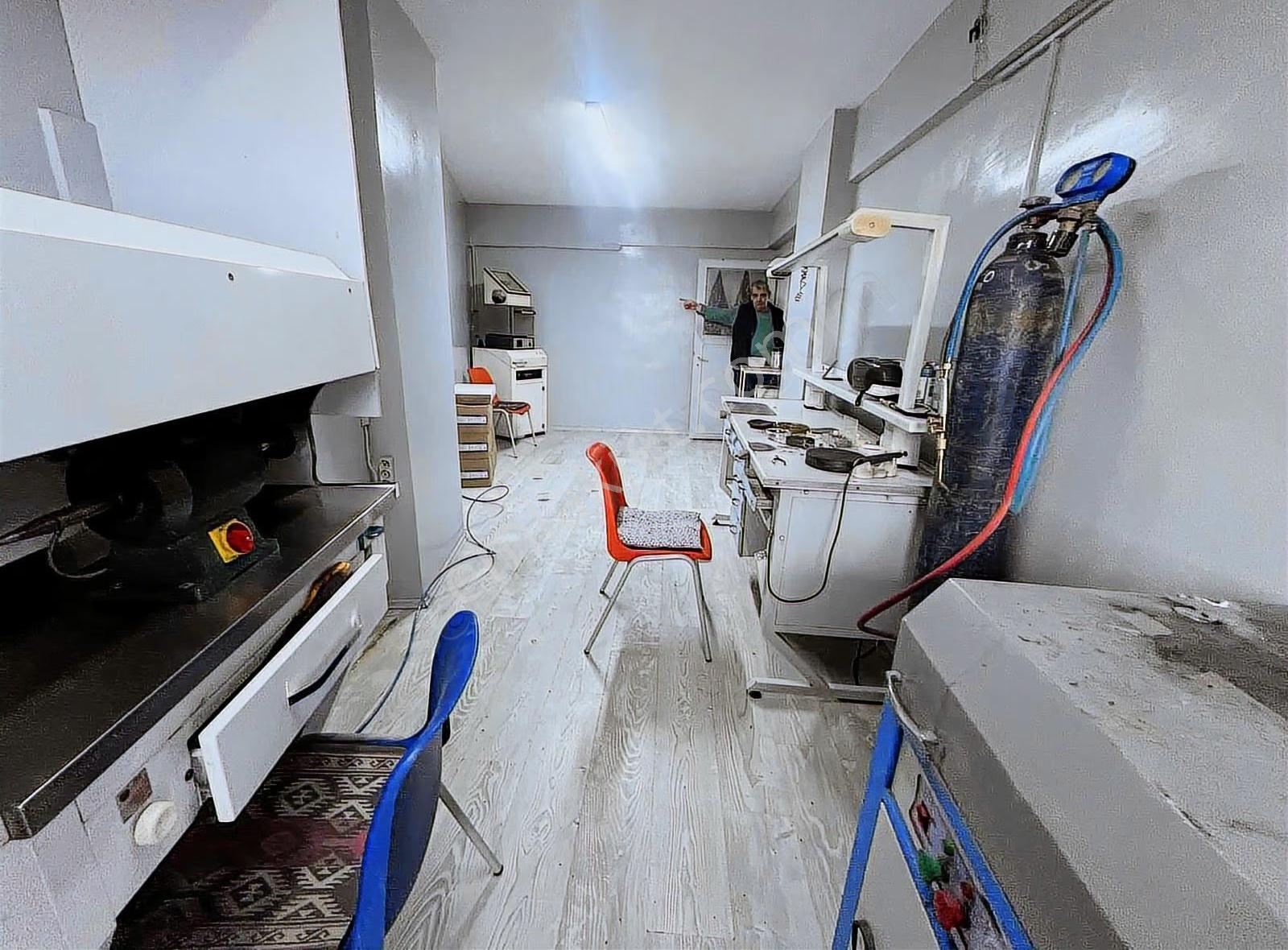 Hd'den Bursanın Merkezinde Ofis - Görsel 12