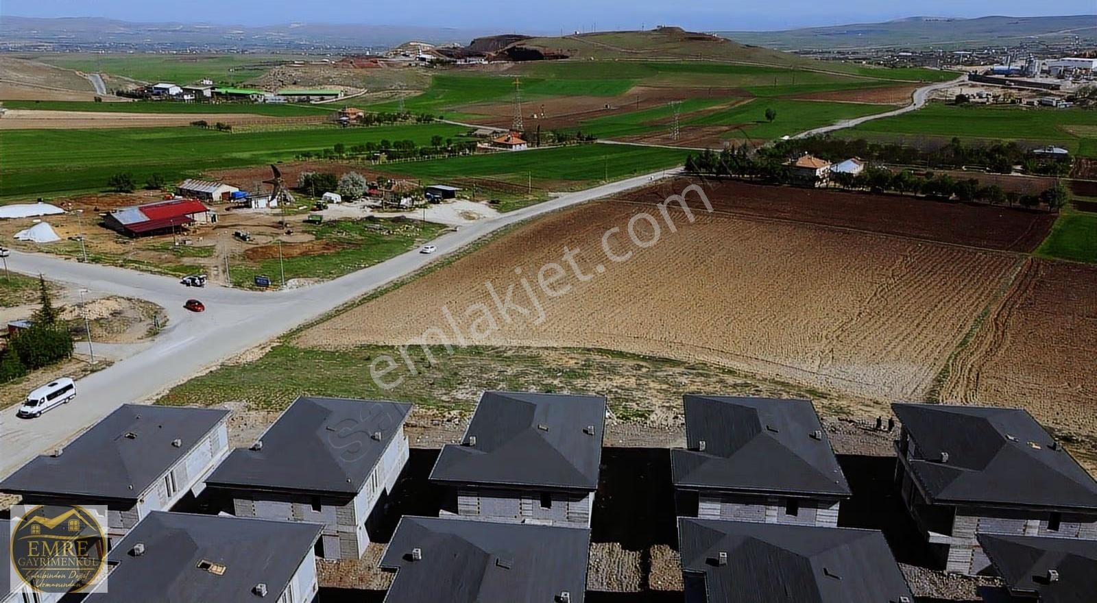 Emre Gm/den Hilalkent Arkası Yolu Asfalt 5 Kat İmarlı Villa Arsa - Görsel 5
