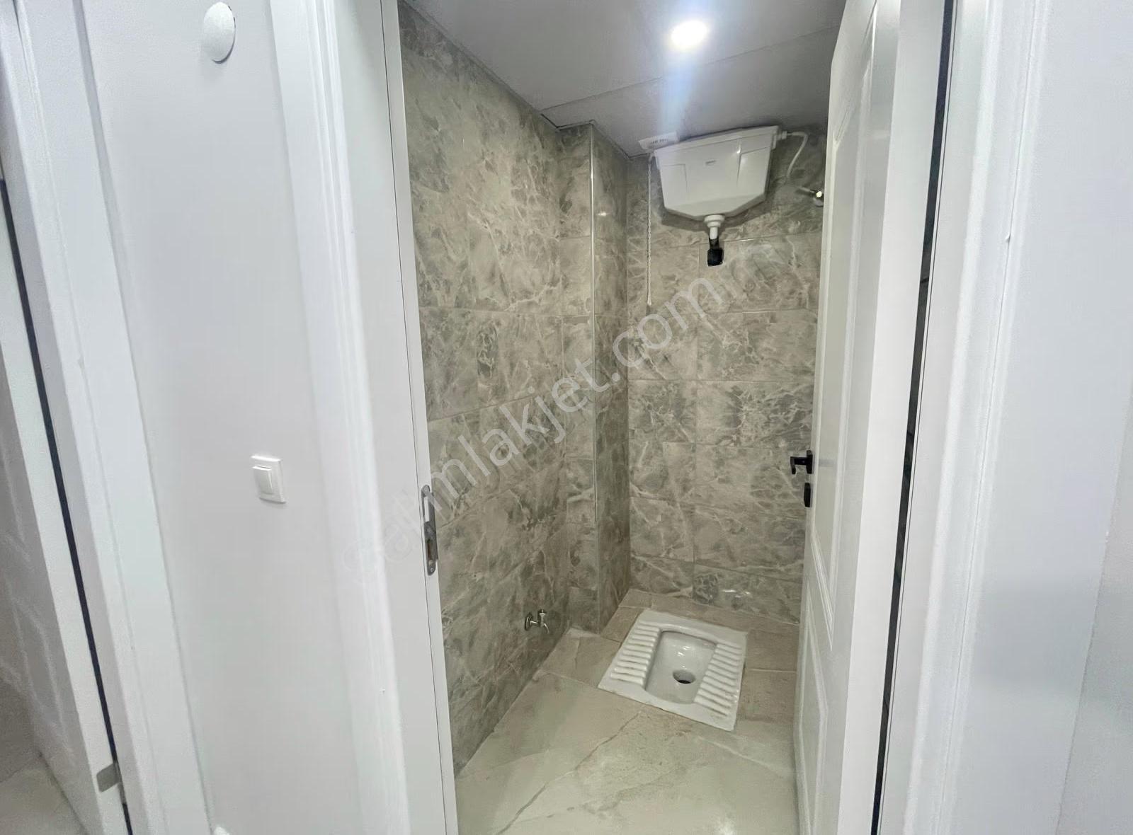 Namık Kemal Mahallesinde Kiralık 2+1 Daire. - Görsel 12