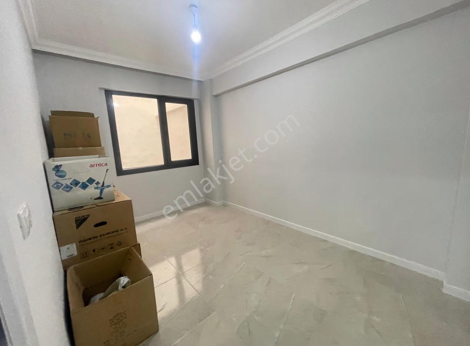 Namık Kemal Mahallesinde Kiralık 2+1 Daire. - Görsel 8