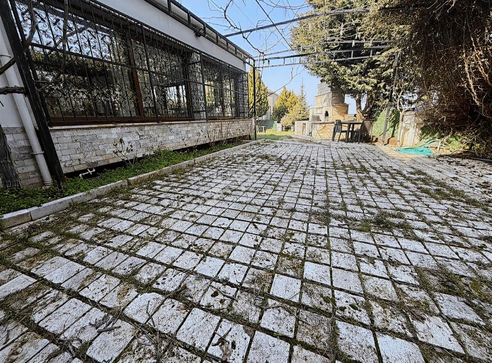 Havuzlu Sitede Müstakil Bahçeli Doğa Manzaralı Satılık Villa - Görsel 4