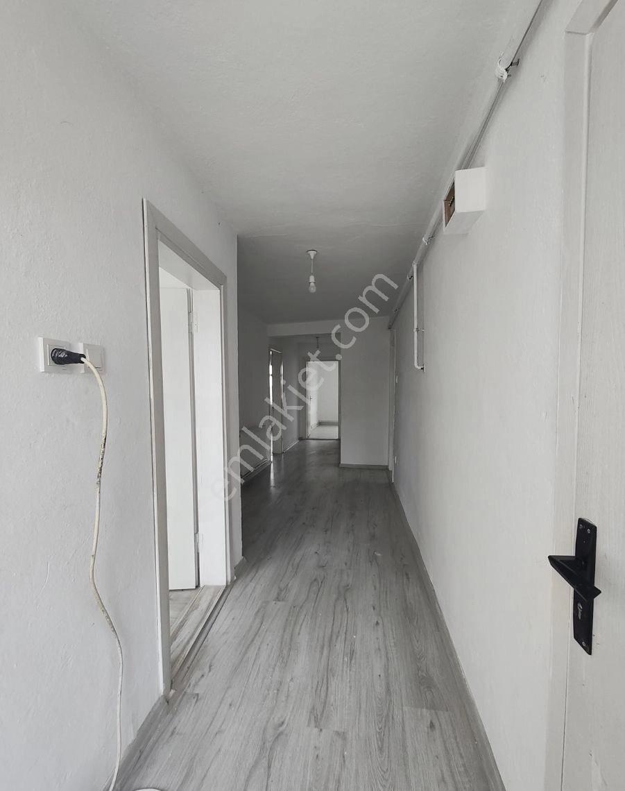 Karasu Çarşı Merkezde Kiralık Daireler - Görsel 8