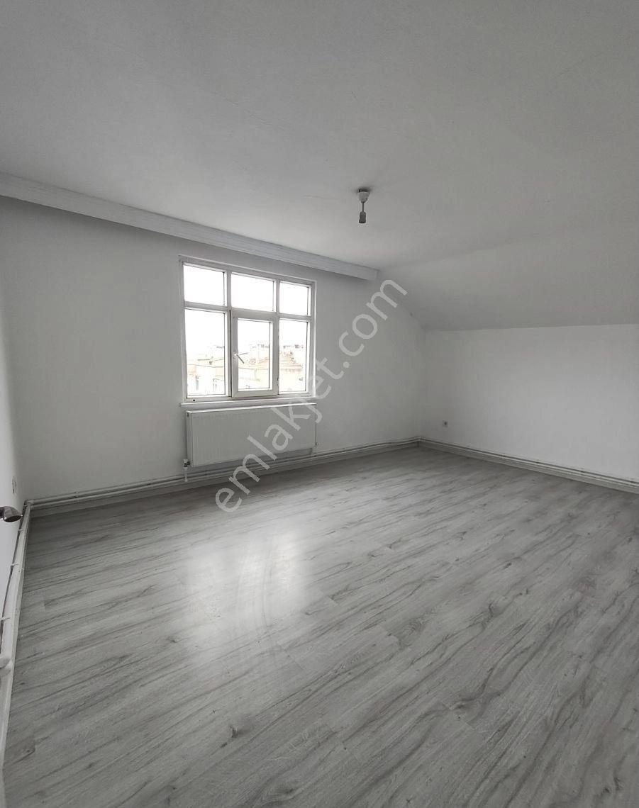 Karasu Çarşı Merkezde Kiralık Daireler - Görsel 31