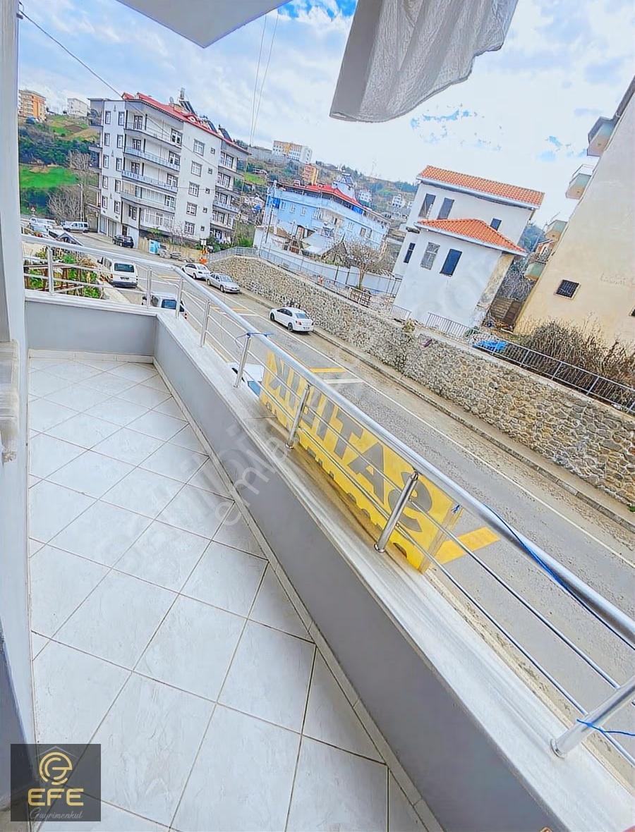 Efe Gayrimenkulden Akçaabatta Kiralık 2+1 Daire - Görsel 2