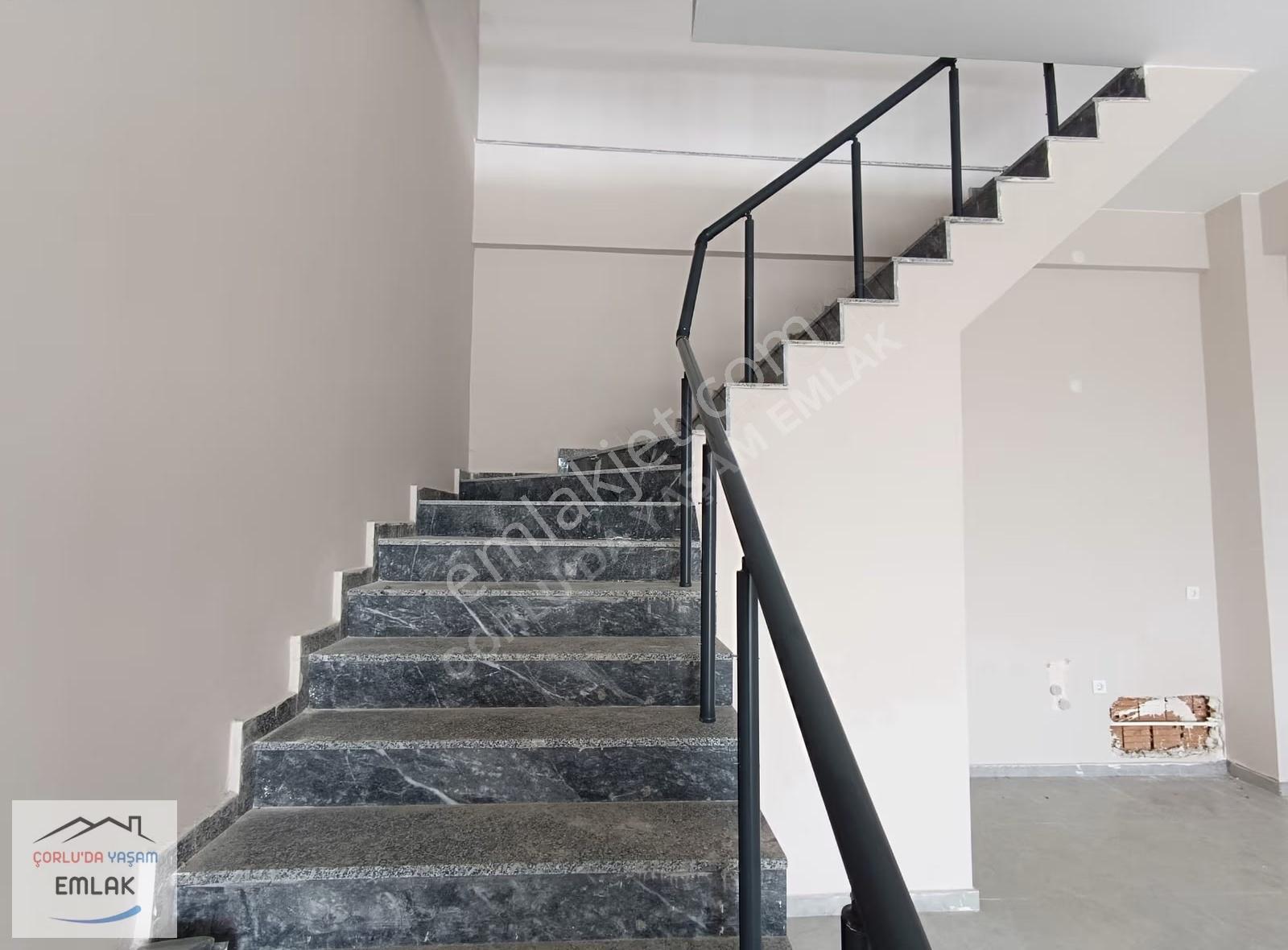 Çerkezköy'de Satılık 150m² Ticari Dükkan - Görsel 5