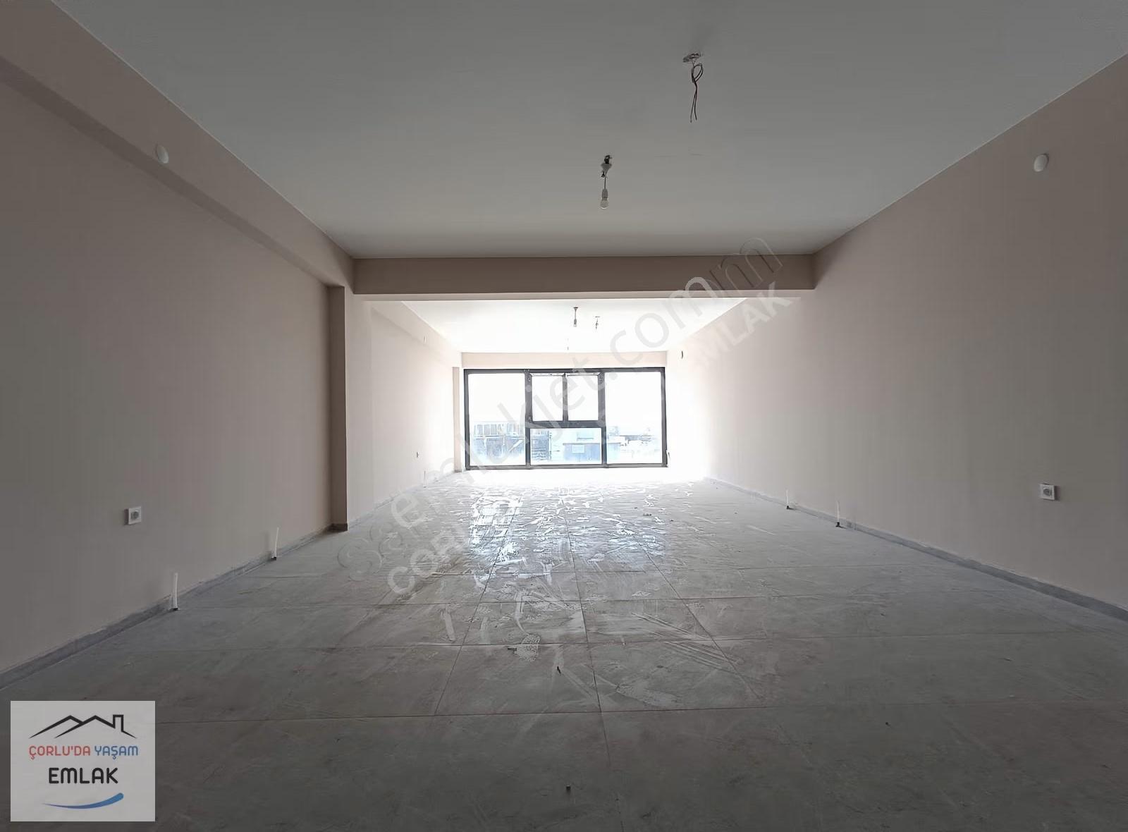 Çerkezköy'de Satılık 150m² Ticari Dükkan - Görsel 6