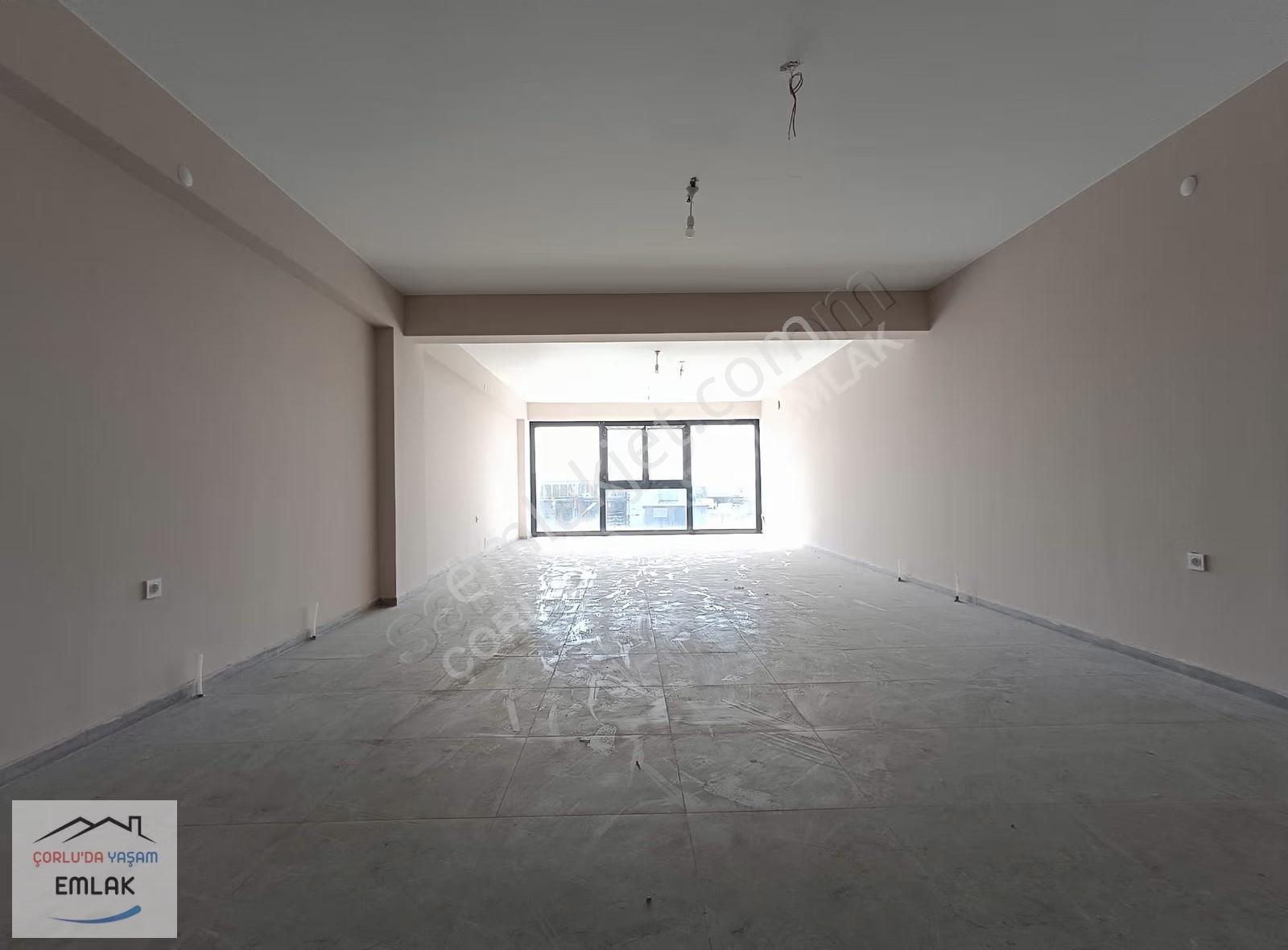 Çerkezköy'de Kiralık 150m² Ticari Dükkan - Görsel 4