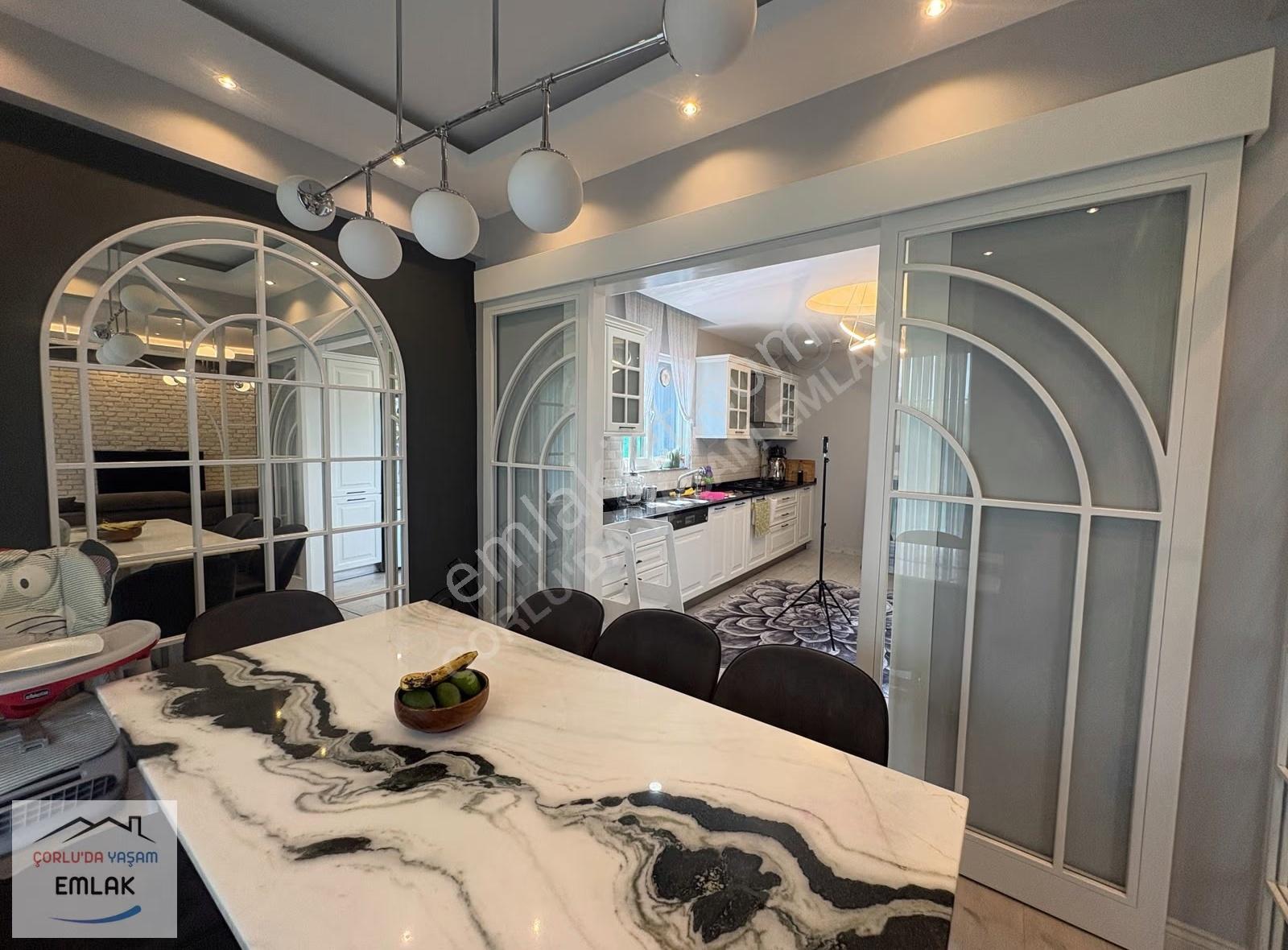 Toryum Villaları'nda 550m2 Arsa İçinde Sinema Salonlu Köşe Villa - Görsel 14
