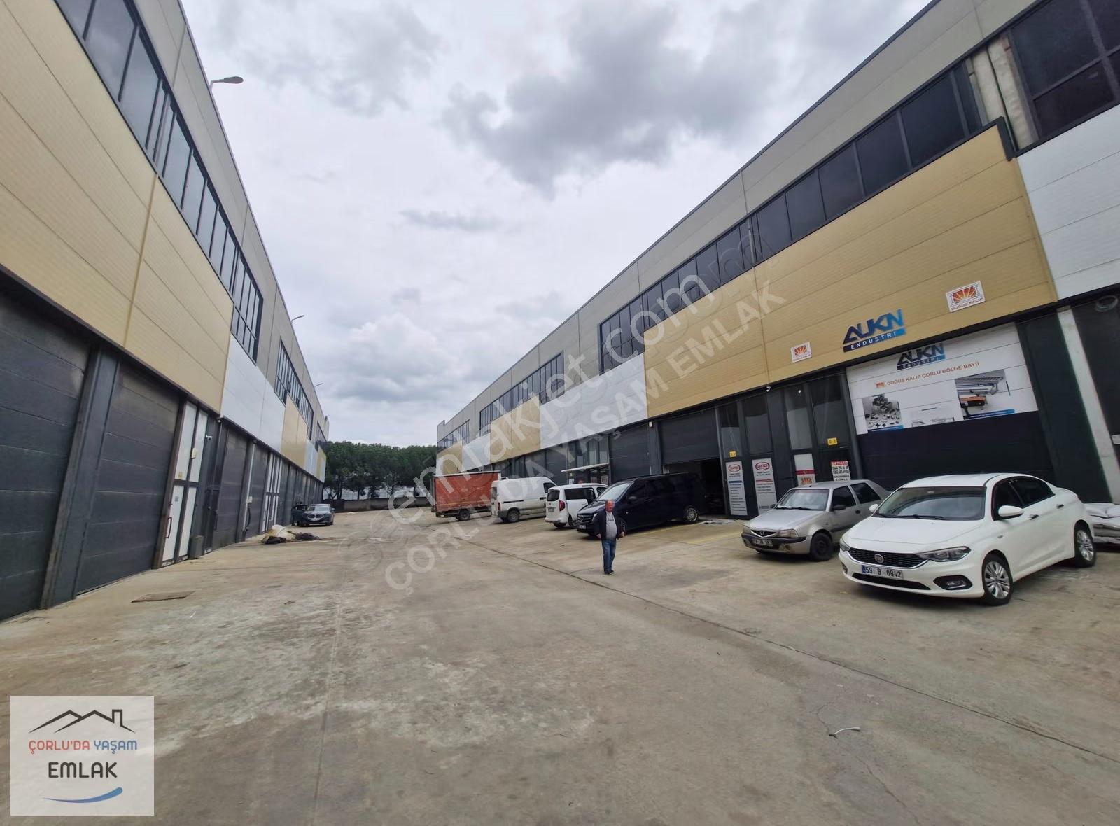 Velimeşe Osbde Avantaj Avm Karşısında Satılık Dükkan/depo