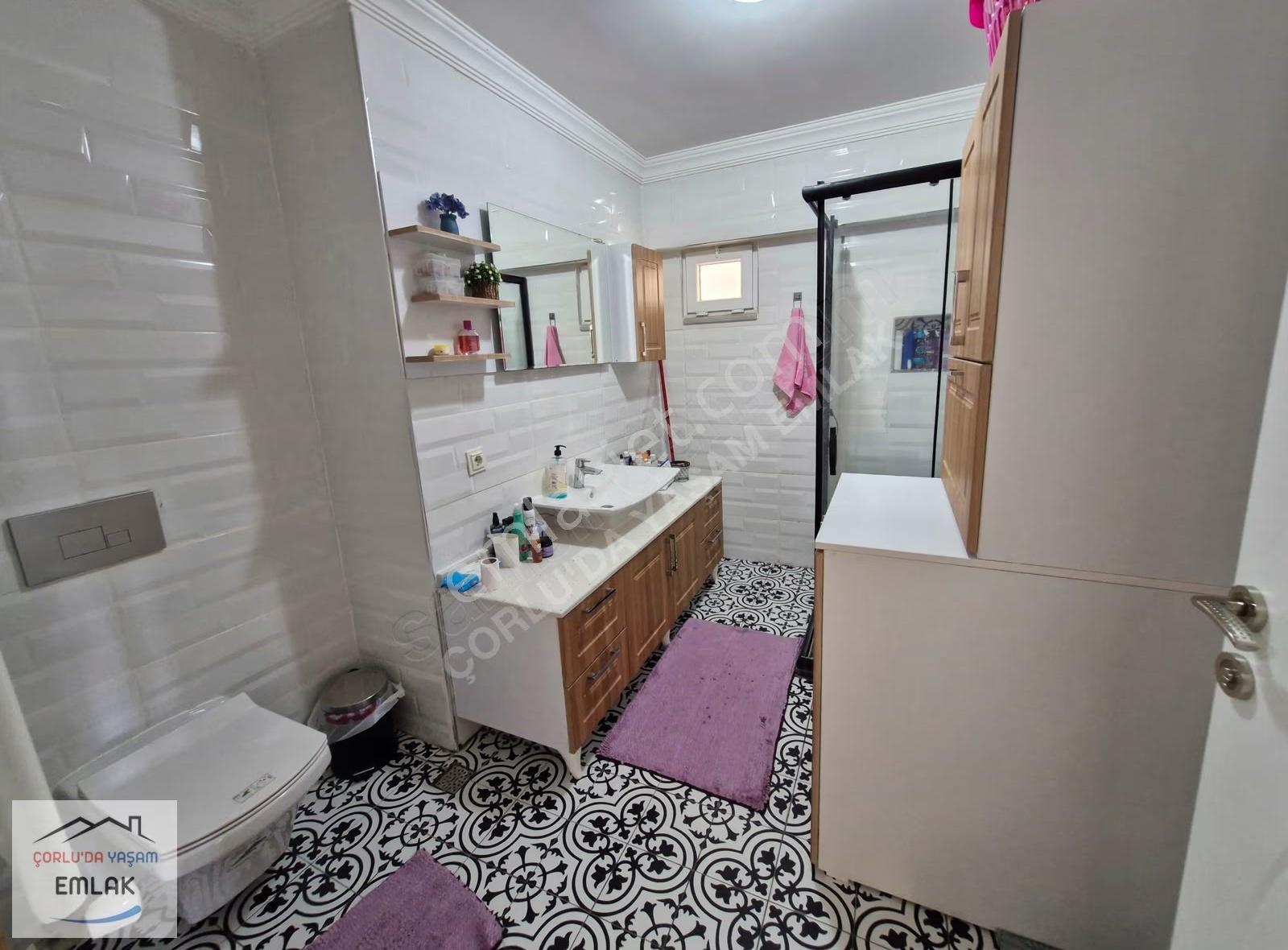 Çorlu Esentepe'de Satılık 3+1 Daire,135m², Site İçinde, Havuzlu - Görsel 11
