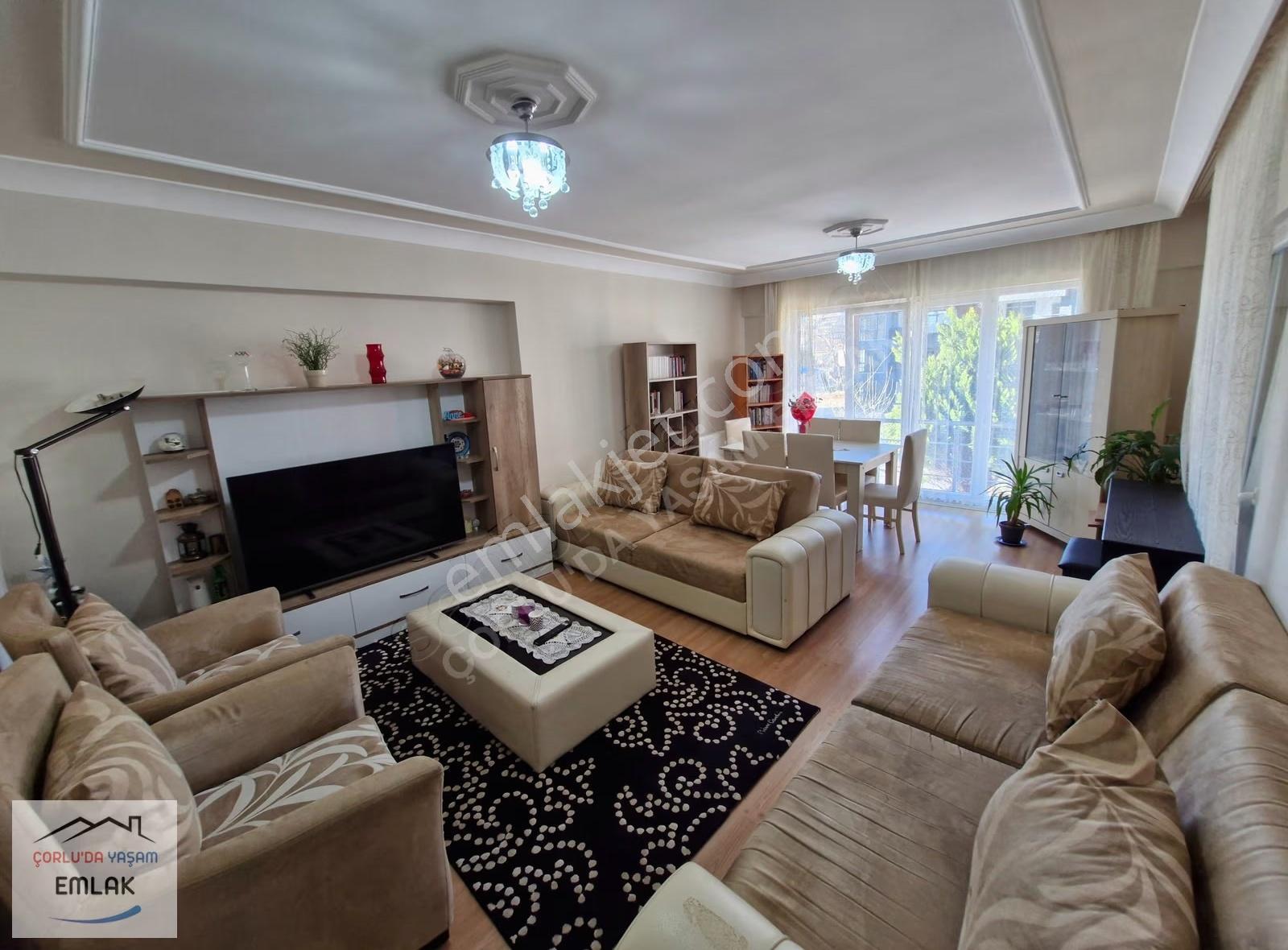 Çorlu Esentepe'de Satılık 3+1 Daire,135m², Site İçinde, Havuzlu - Görsel 21